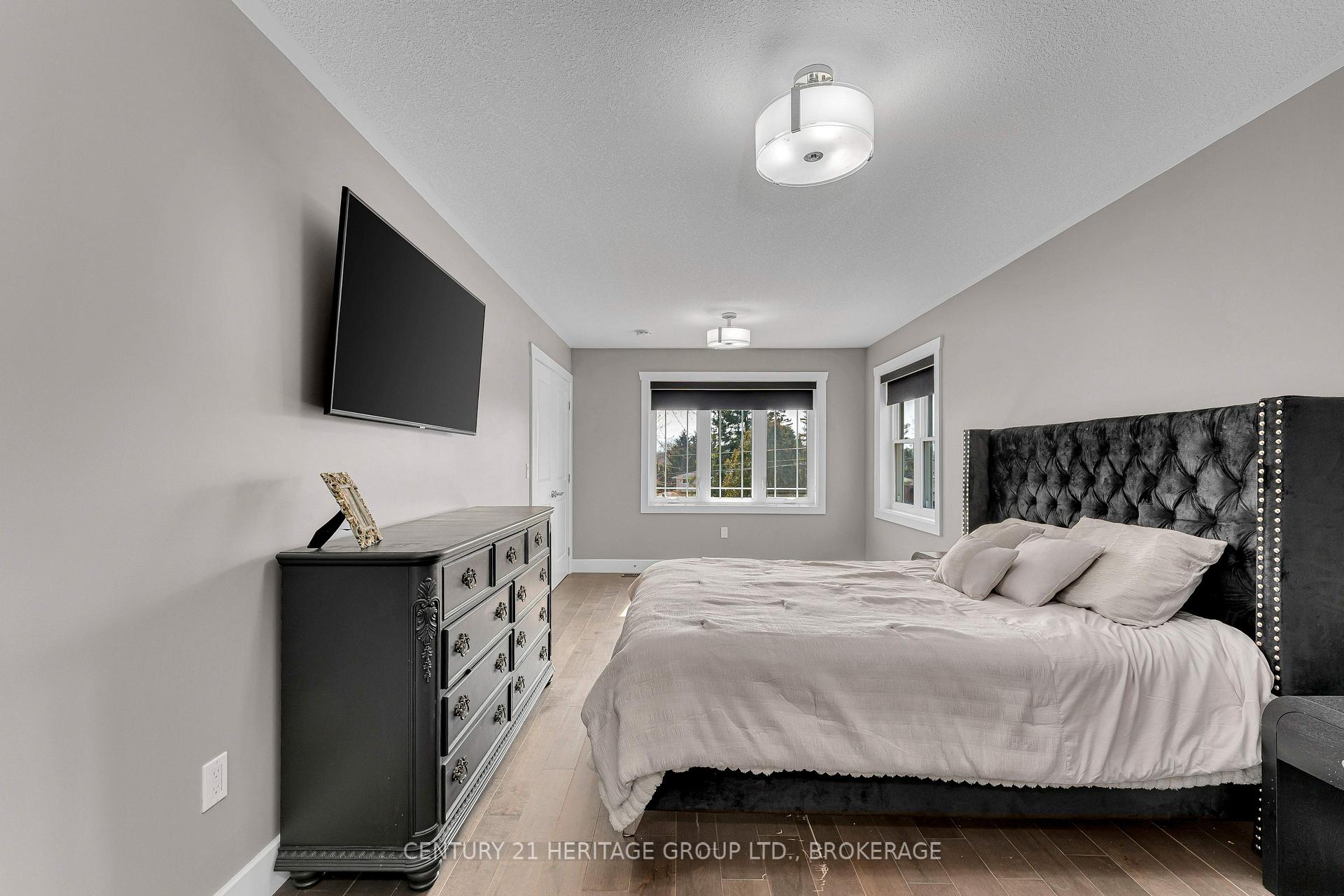 Photo 31 of 90 Aragon Road, Kingston, City North of 401 — HOMEH