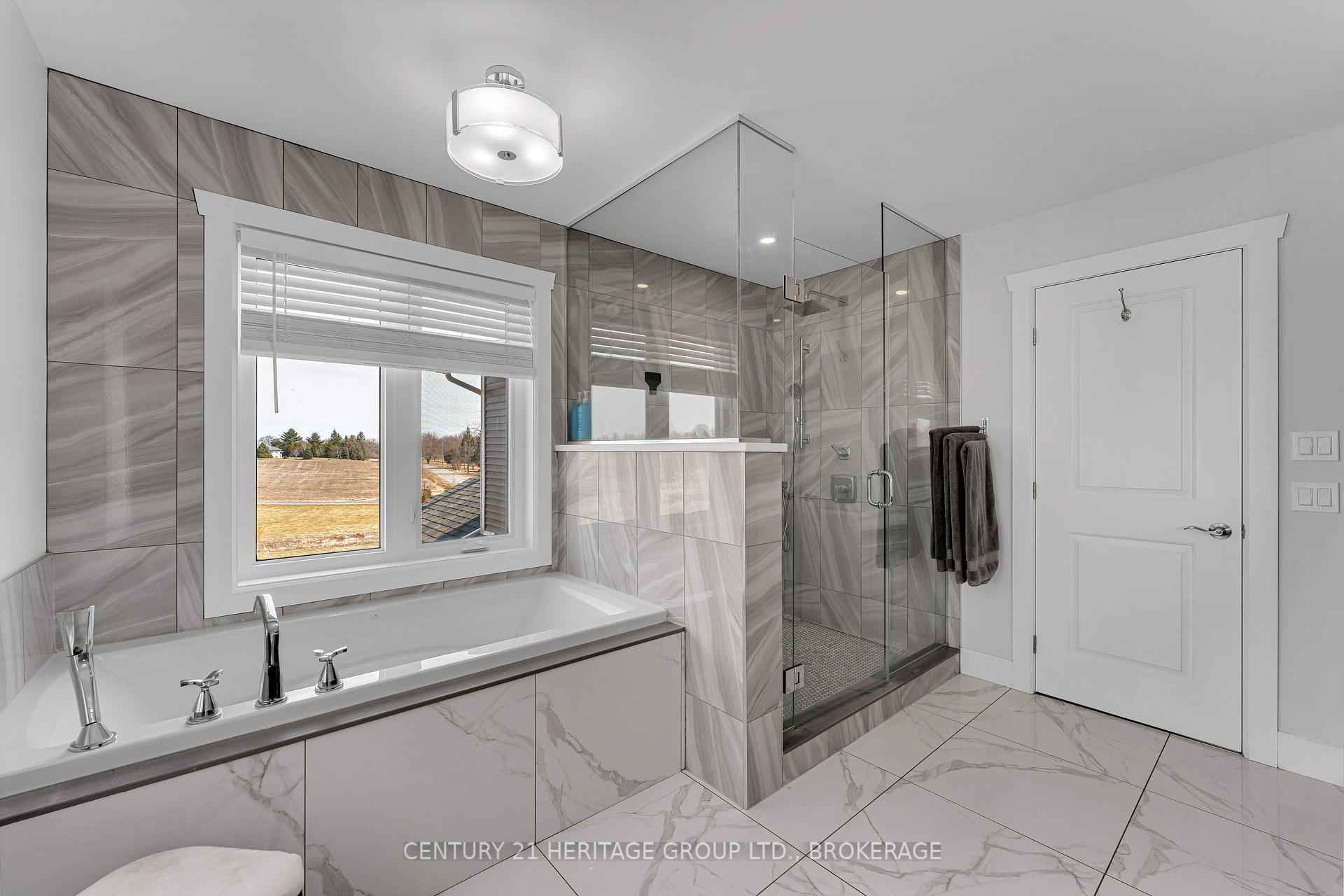 Photo 33 of 90 Aragon Road, Kingston, City North of 401 — HOMEH