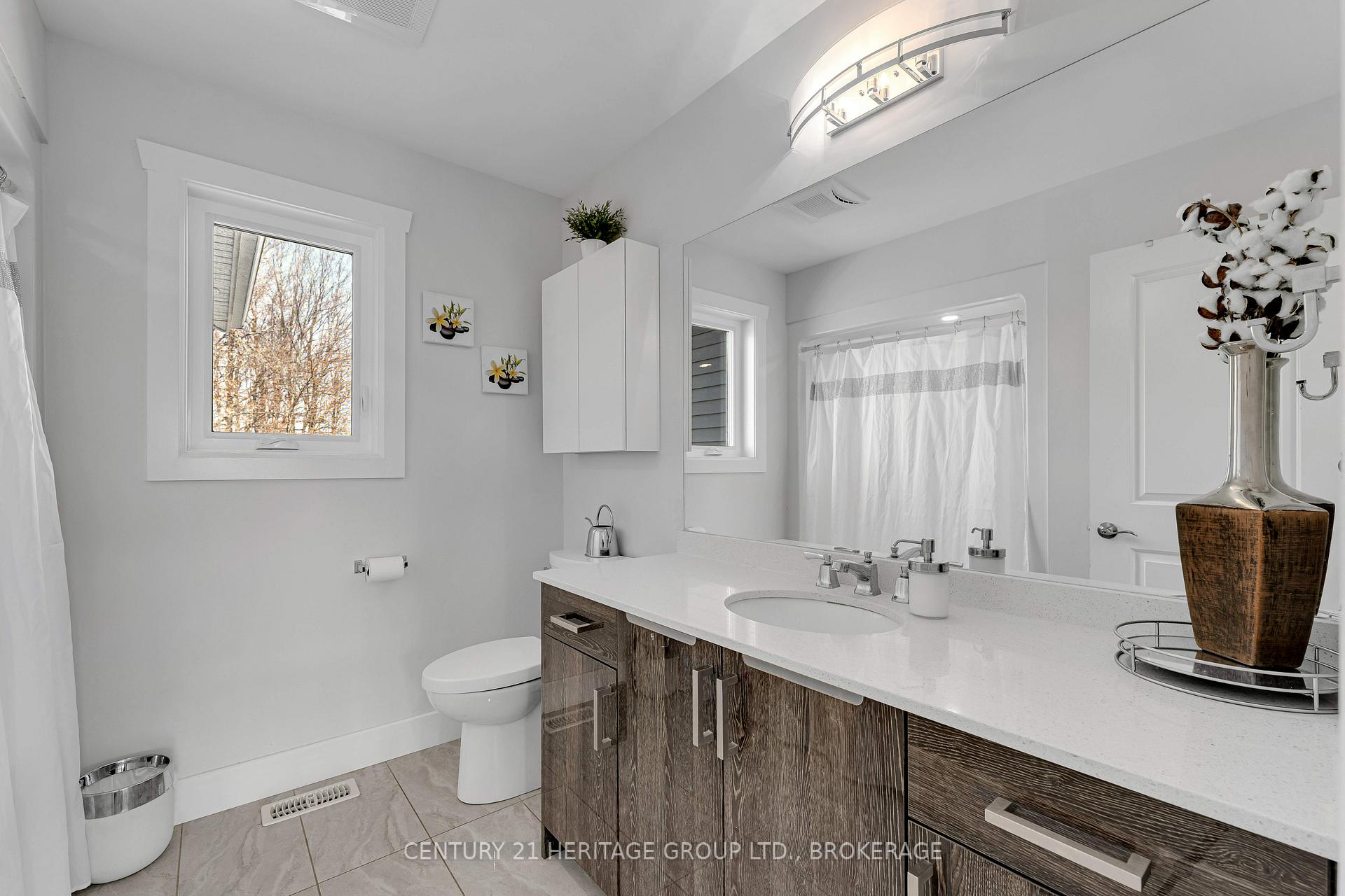 Photo 35 of 90 Aragon Road, Kingston, City North of 401 — HOMEH