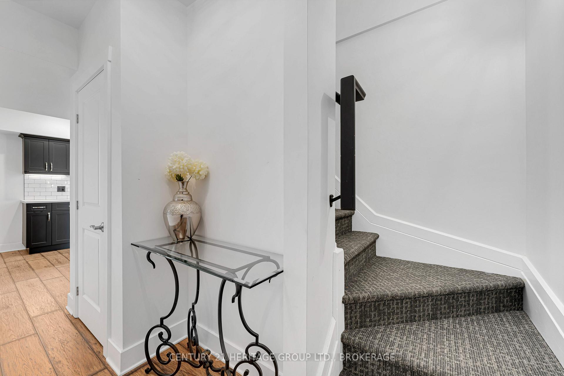 Photo 39 of 90 Aragon Road, Kingston, City North of 401 — HOMEH