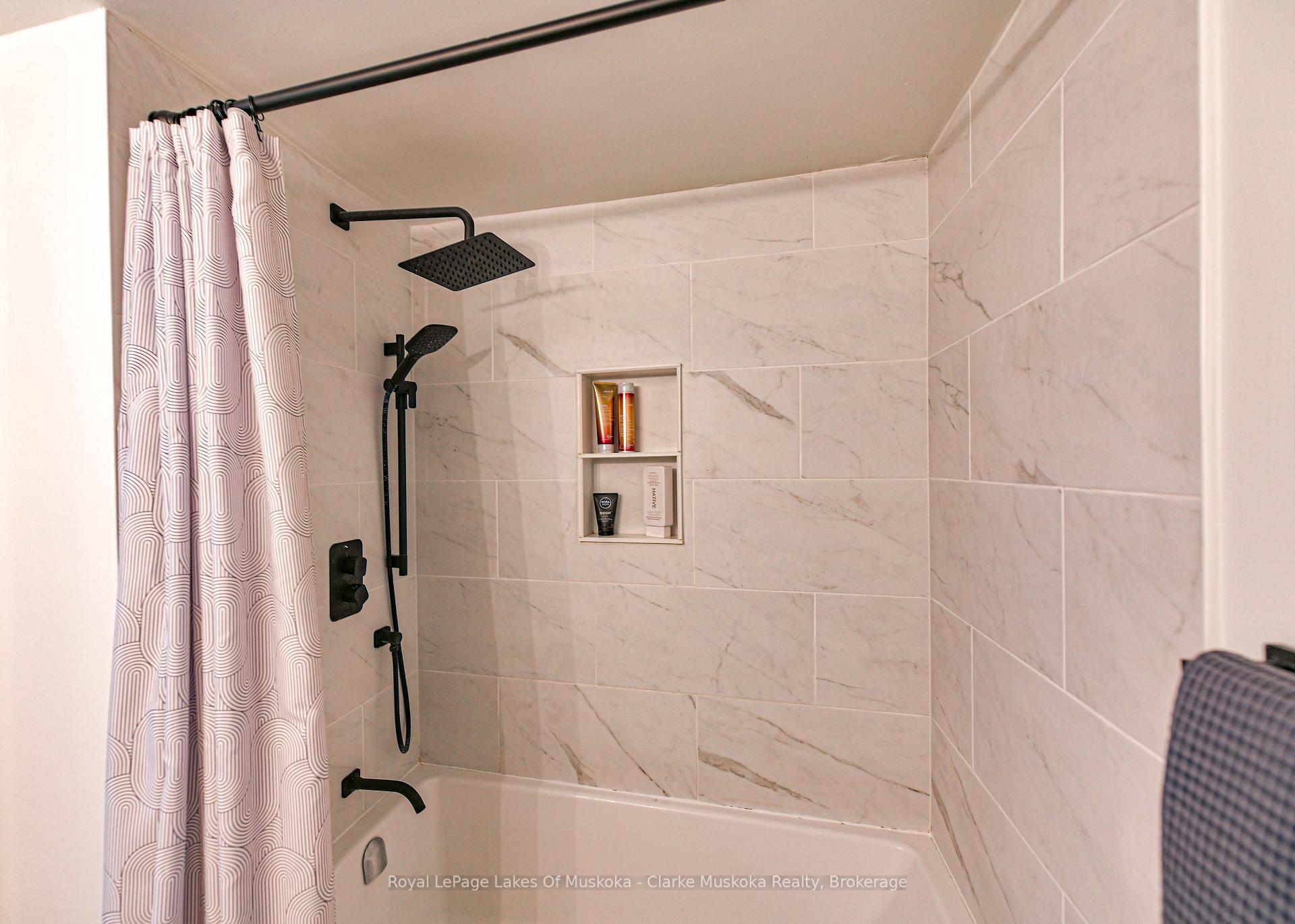Photo 8 of Unit 42, 19 Dawson Drive, Collingwood — HOMEH