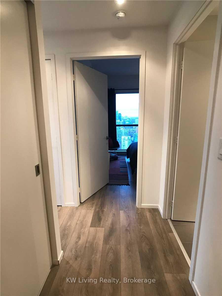 Photo 16 of Unit 4009, 159 Dundas Street E, Toronto, Church-Yonge Corridor — HOMEH