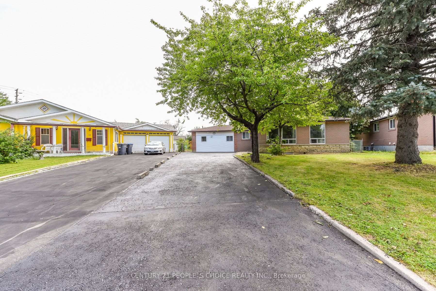 Photo 4 of 8 Fidelia Crescent, Brampton, Southgate — HOMEH