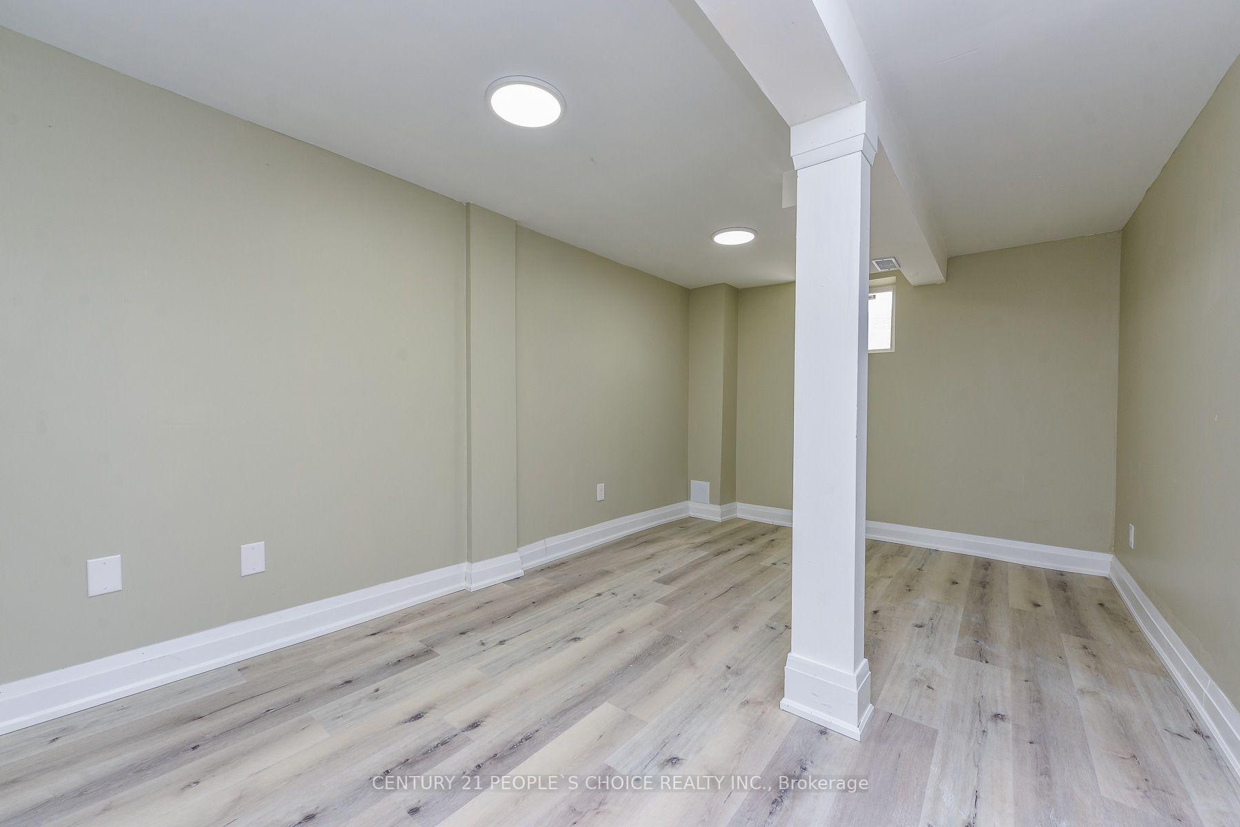 Photo 31 of 8 Fidelia Crescent, Brampton, Southgate — HOMEH