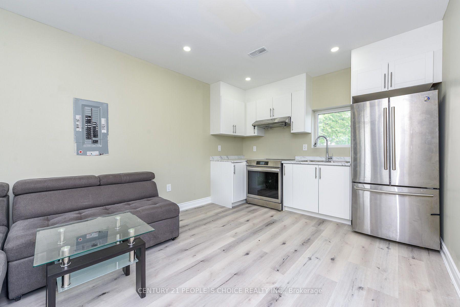 Photo 43 of 8 Fidelia Crescent, Brampton, Southgate — HOMEH