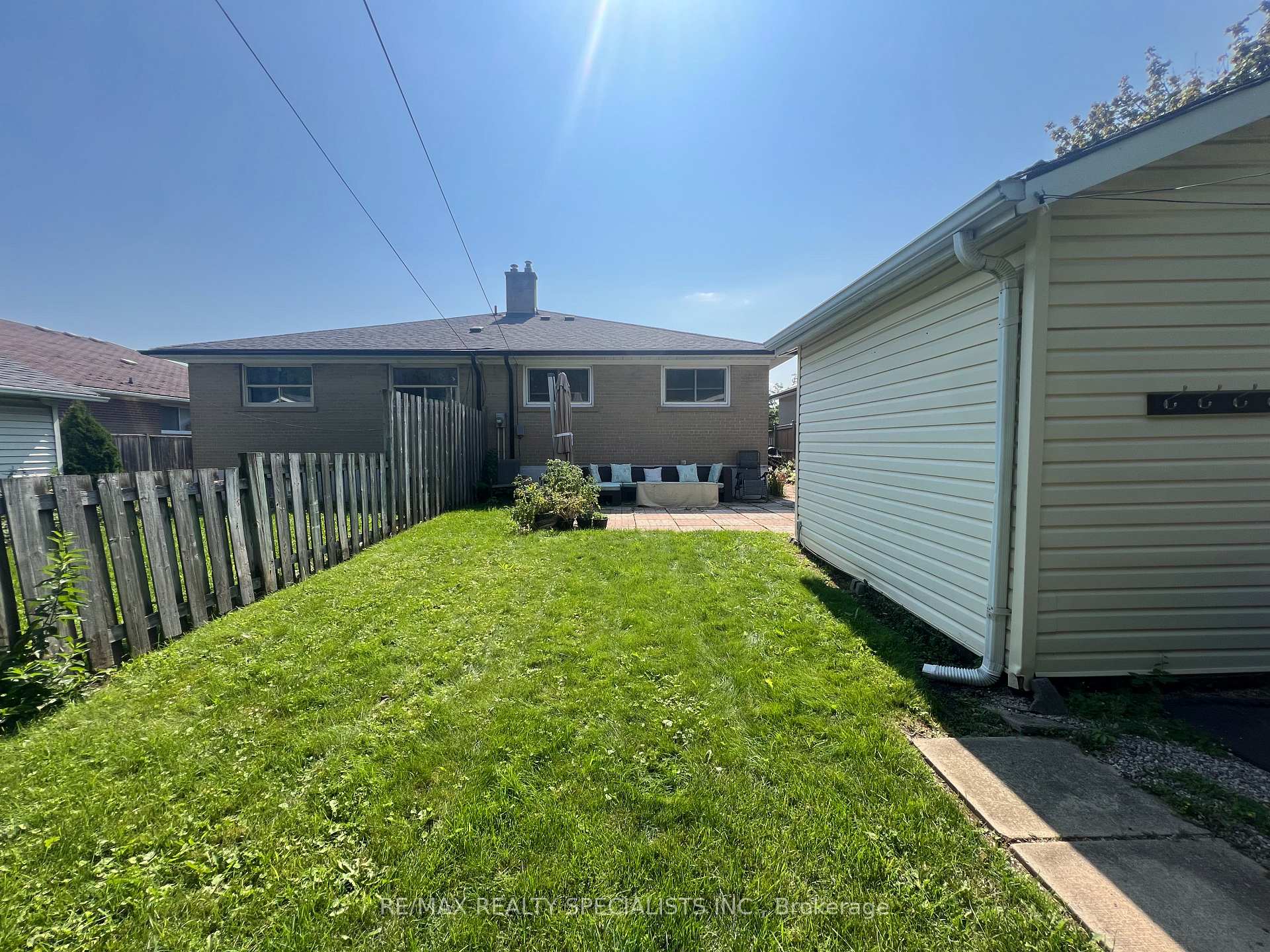 Photo 15 of Unit Lower, 1763 Sandgate Crescent, Mississauga, Clarkson — HOMEH