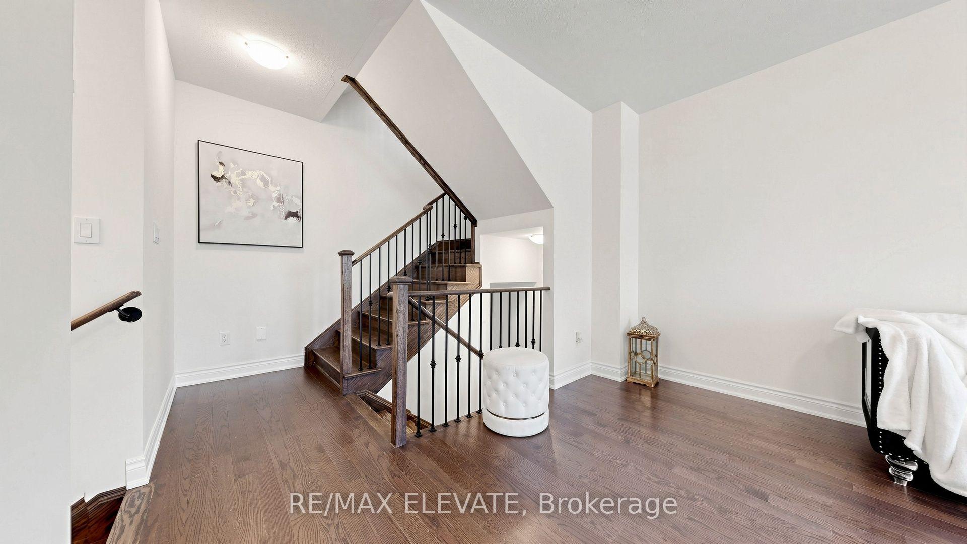 Photo 9 of 265 Kirkham Drive, Markham, Cedarwood — HOMEH