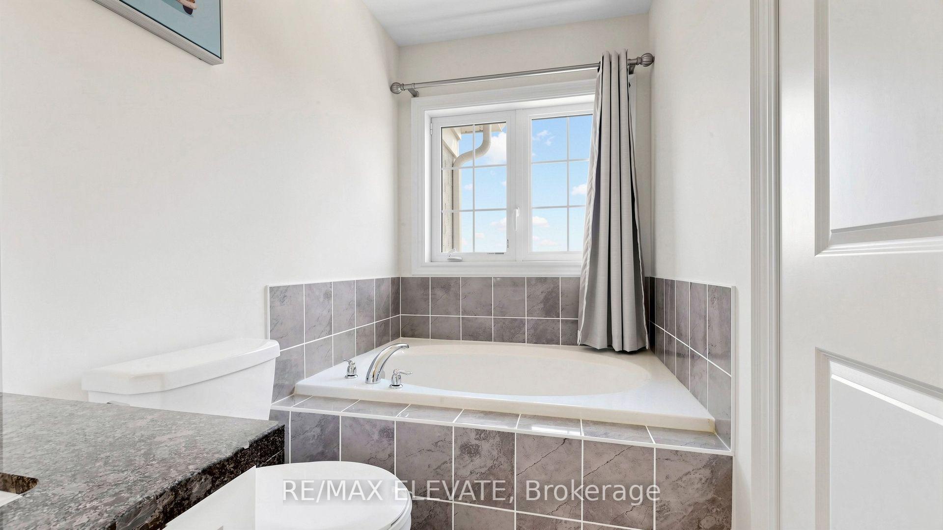 Photo 32 of 265 Kirkham Drive, Markham, Cedarwood — HOMEH