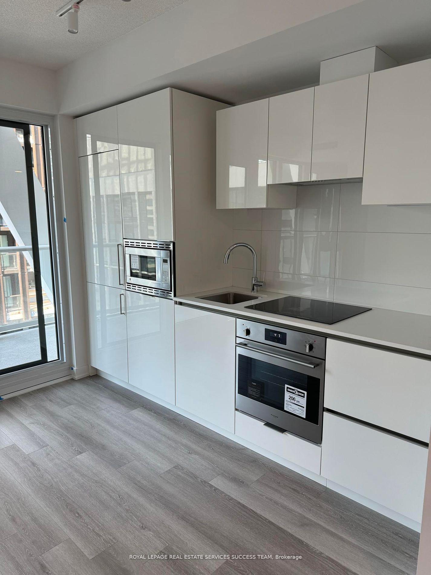 Photo 2 of Unit 1820, 230 Simcoe Street, Toronto, Kensington-Chinatown — HOMEH