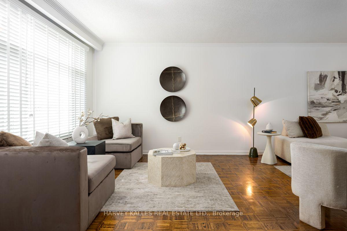 Photo 7 of 92 Prue Avenue, Toronto, Englemount-Lawrence — HOMEH