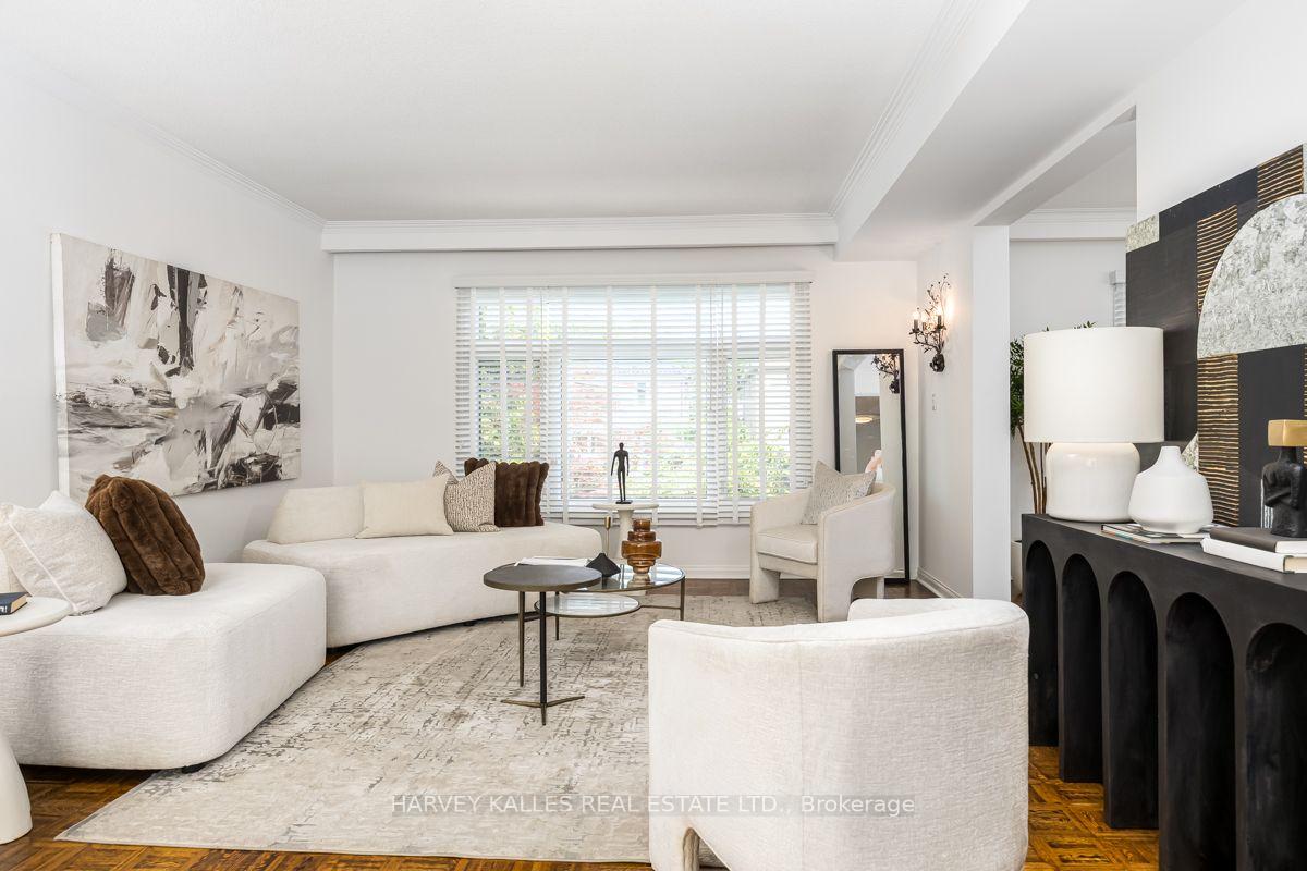 Photo 9 of 92 Prue Avenue, Toronto, Englemount-Lawrence — HOMEH