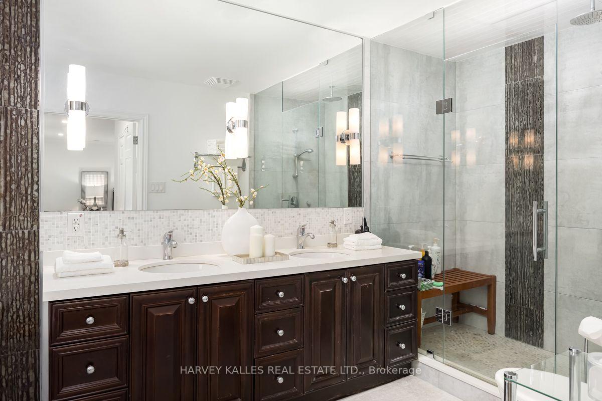 Photo 28 of 92 Prue Avenue, Toronto, Englemount-Lawrence — HOMEH