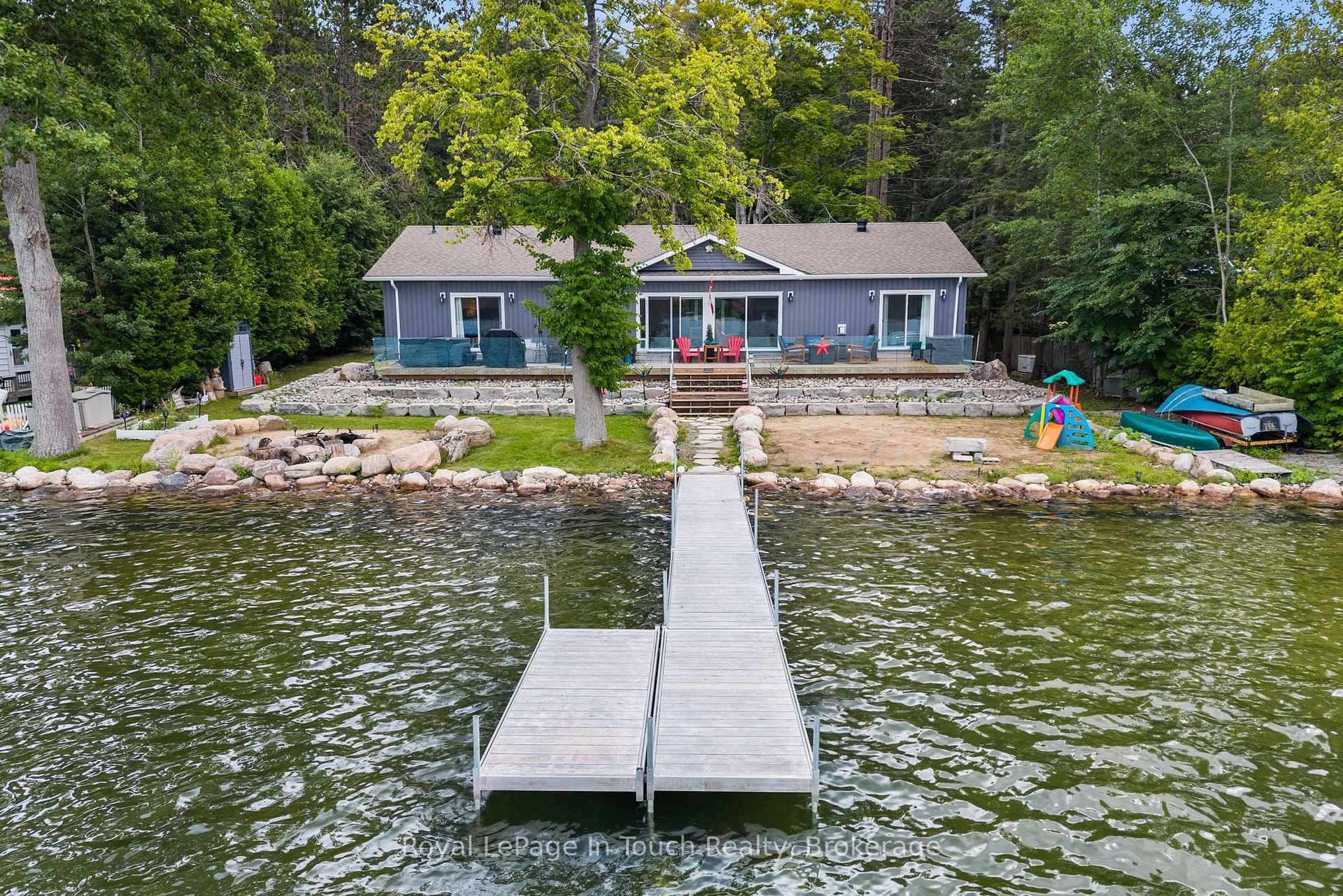 Photo 2 of 86 Andrew Drive, Tiny, Rural Tiny — HOMEH