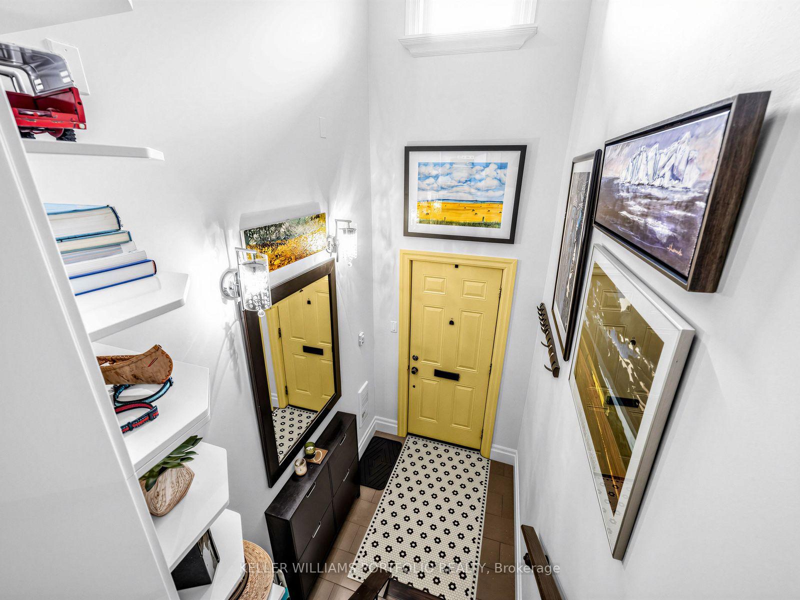Photo 3 of Unit 1, 2C Shank Street W, Toronto, Niagara — HOMEH