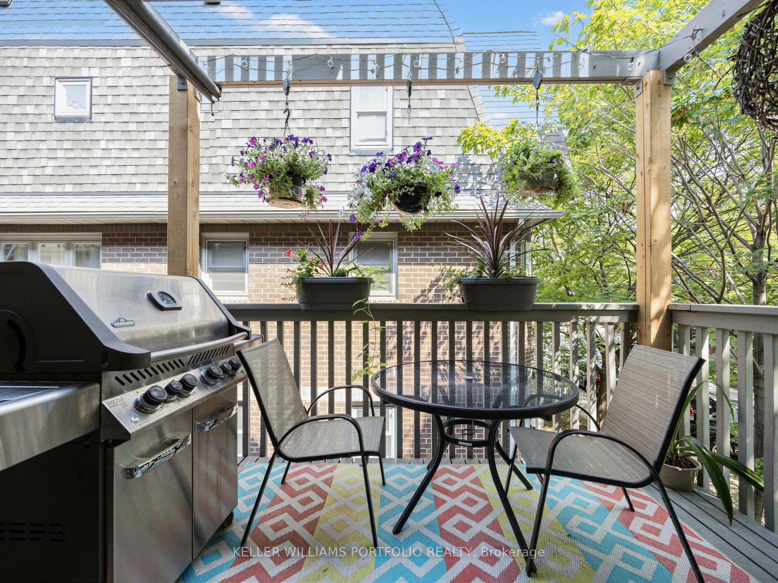 Photo 6 of Unit 1, 2C Shank Street W, Toronto, Niagara — HOMEH