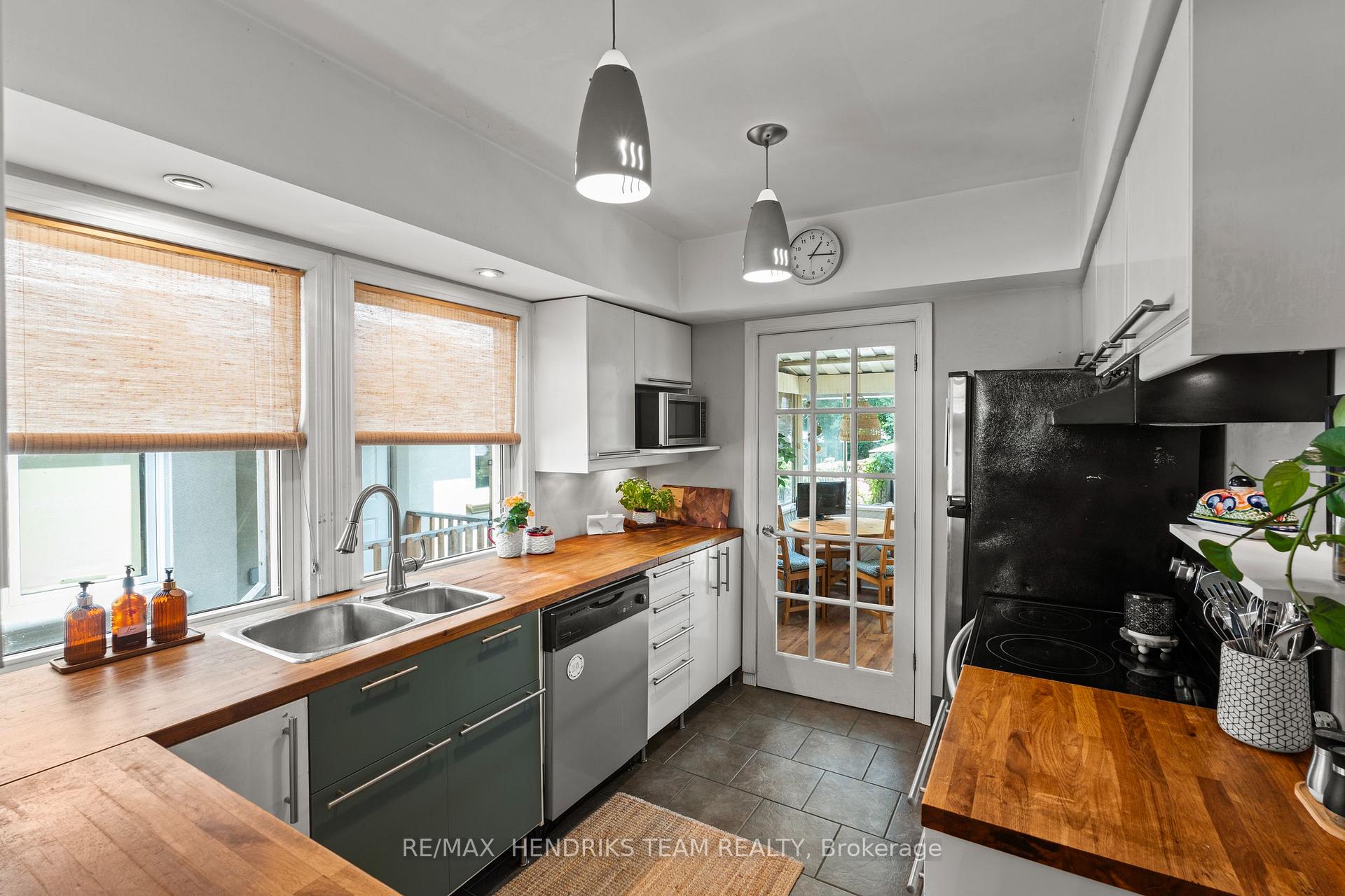 Photo 16 of 150 York Street, St. Catharines, Downtown — HOMEH