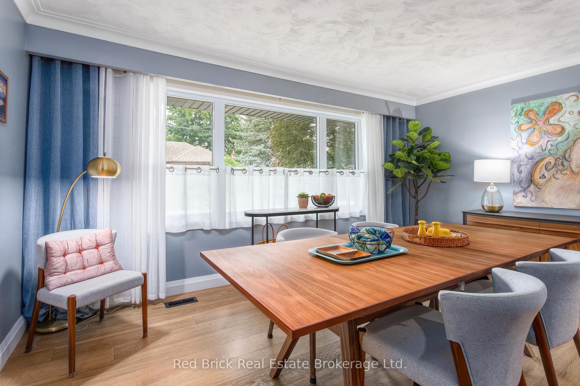Photo 12 of 141 Lane Street, Guelph, St. George's — HOMEH