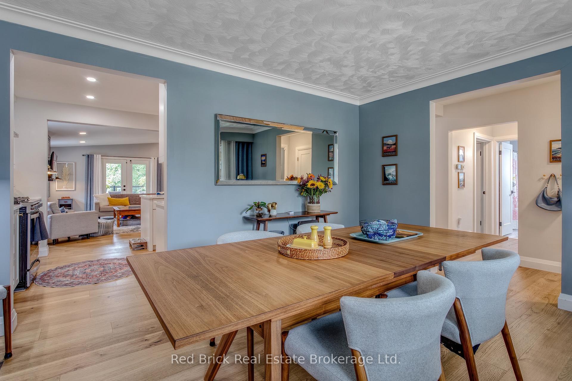 Photo 14 of 141 Lane Street, Guelph, St. George's — HOMEH