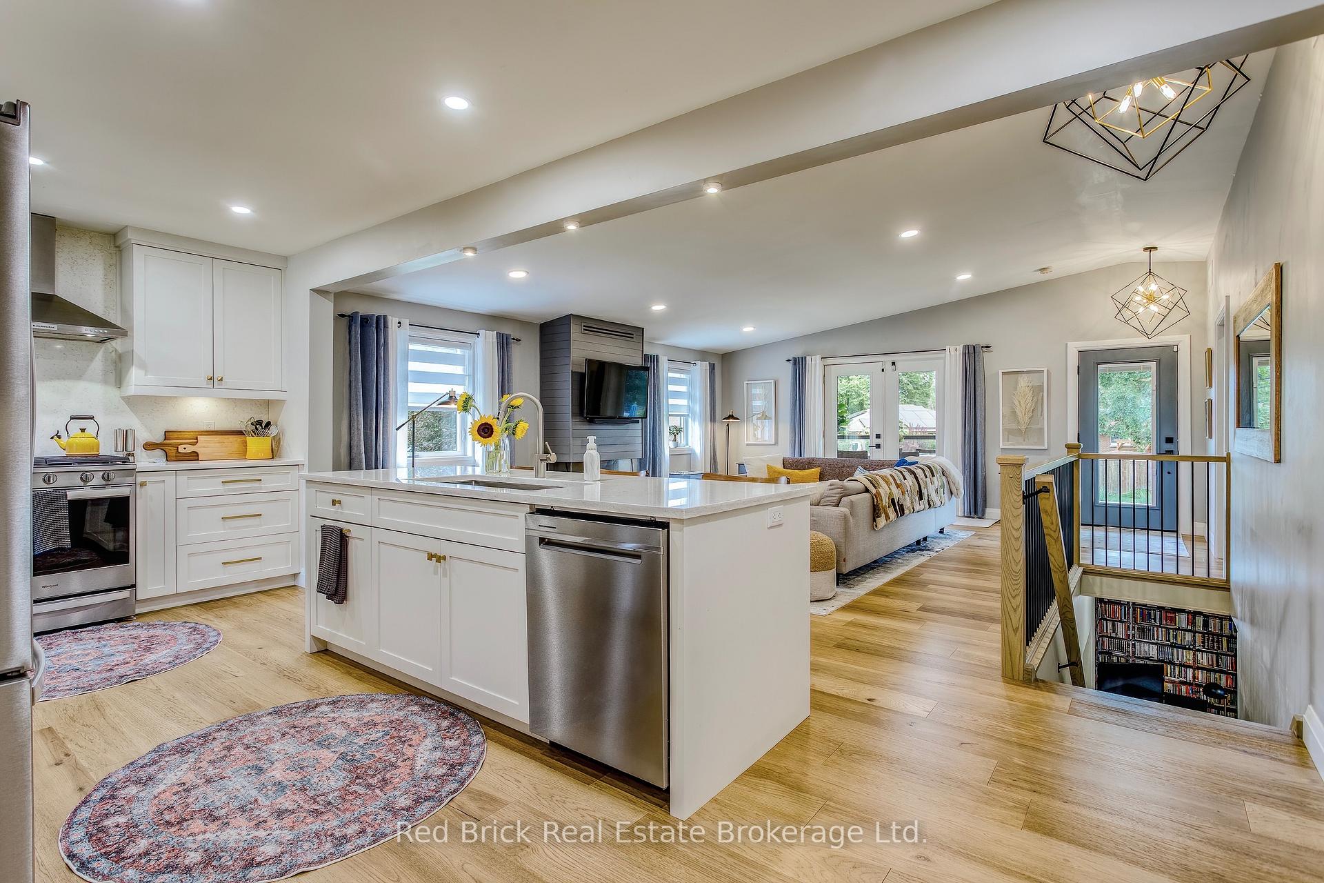 Photo 30 of 141 Lane Street, Guelph, St. George's — HOMEH