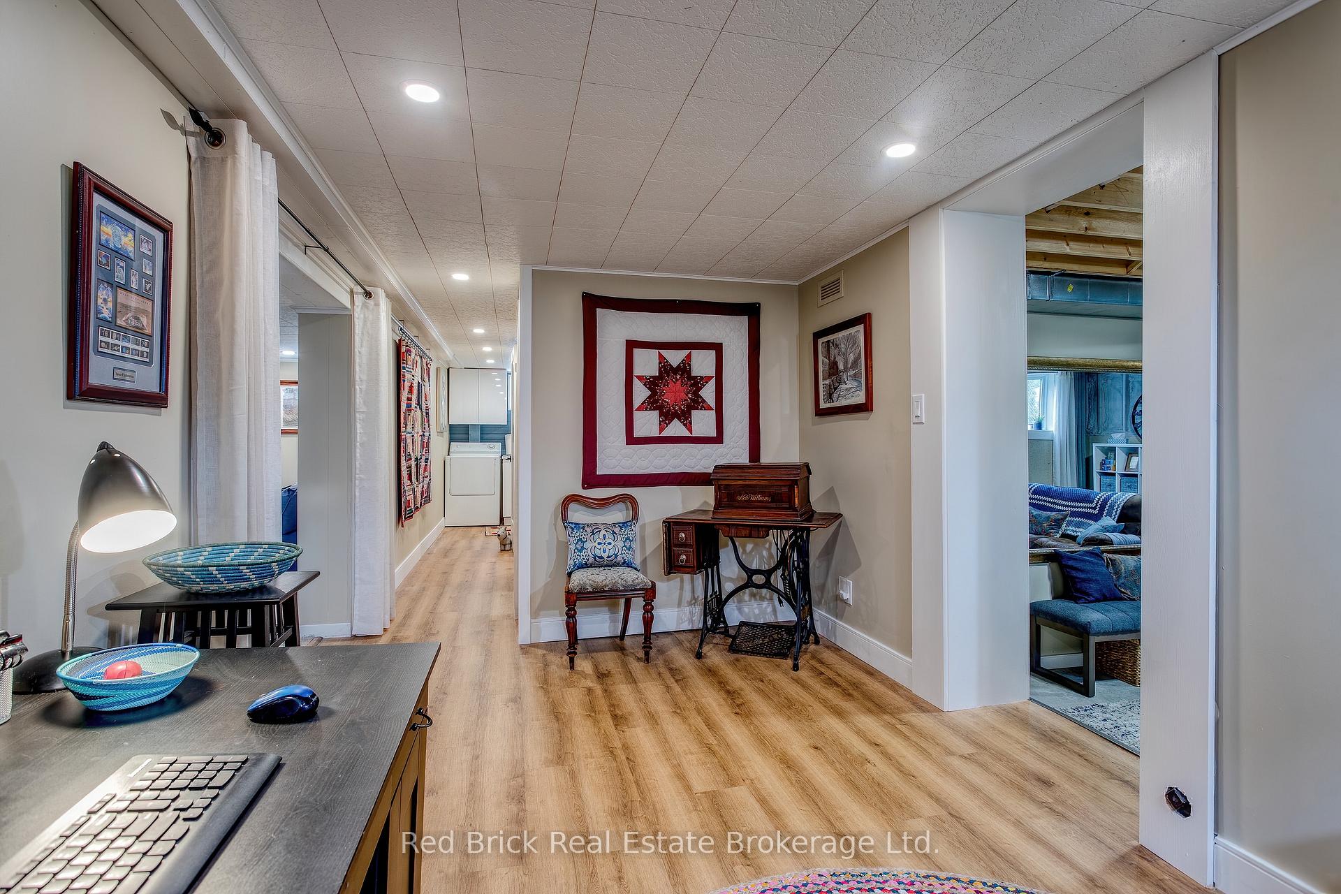Photo 34 of 141 Lane Street, Guelph, St. George's — HOMEH
