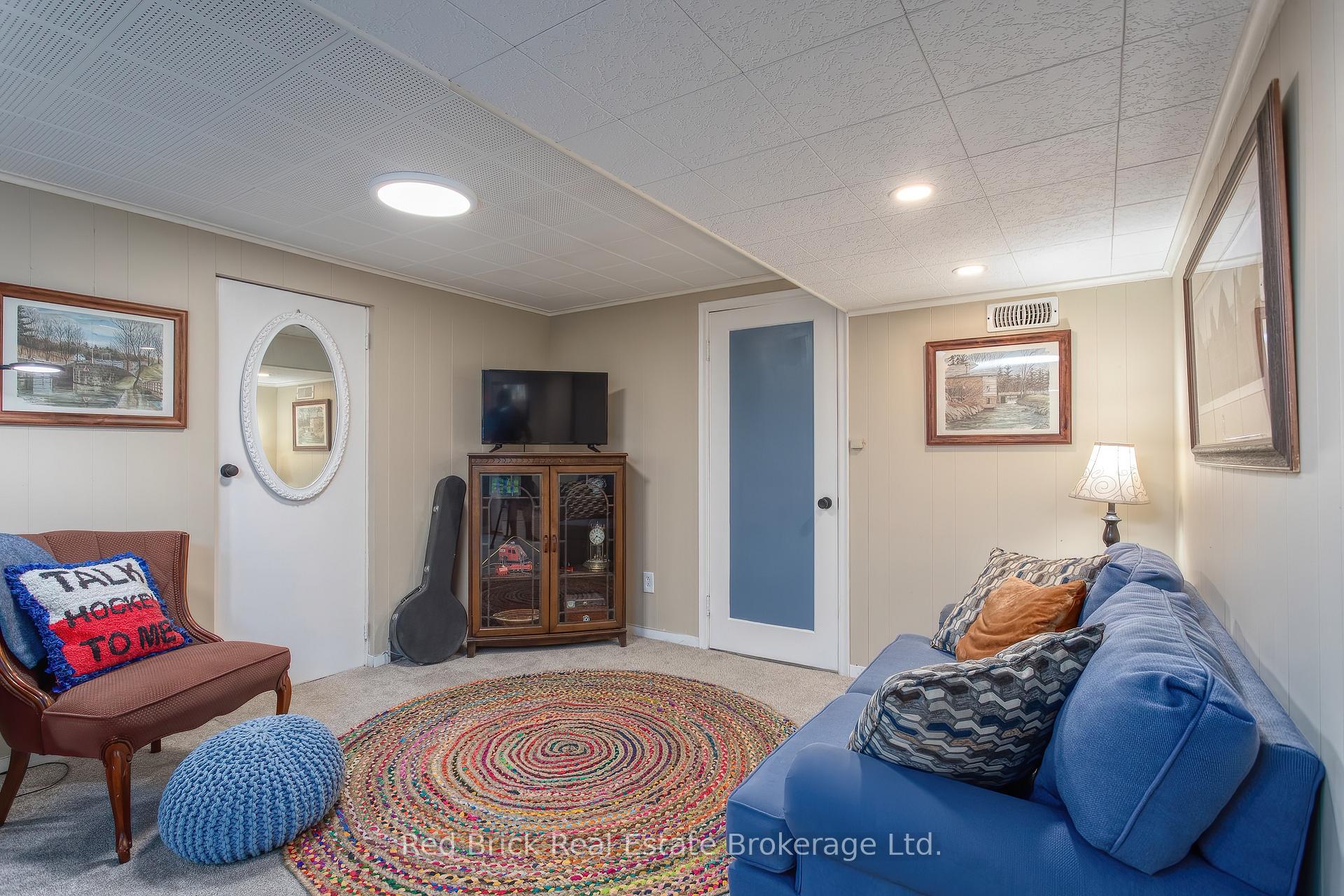 Photo 36 of 141 Lane Street, Guelph, St. George's — HOMEH