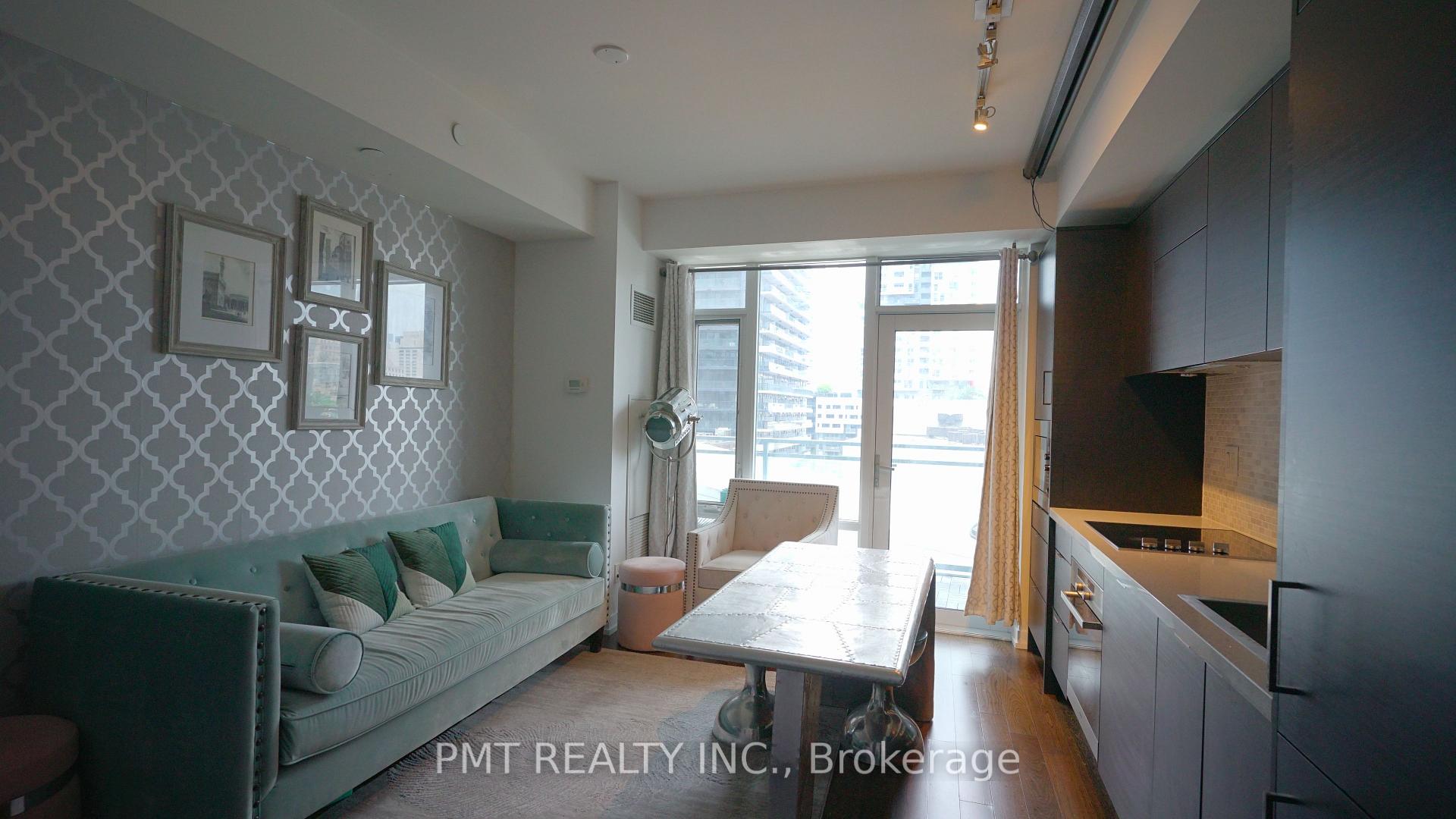 Photo 7 of Unit 803, 21 Widmer Street, Toronto, Waterfront Communities — HOMEH
