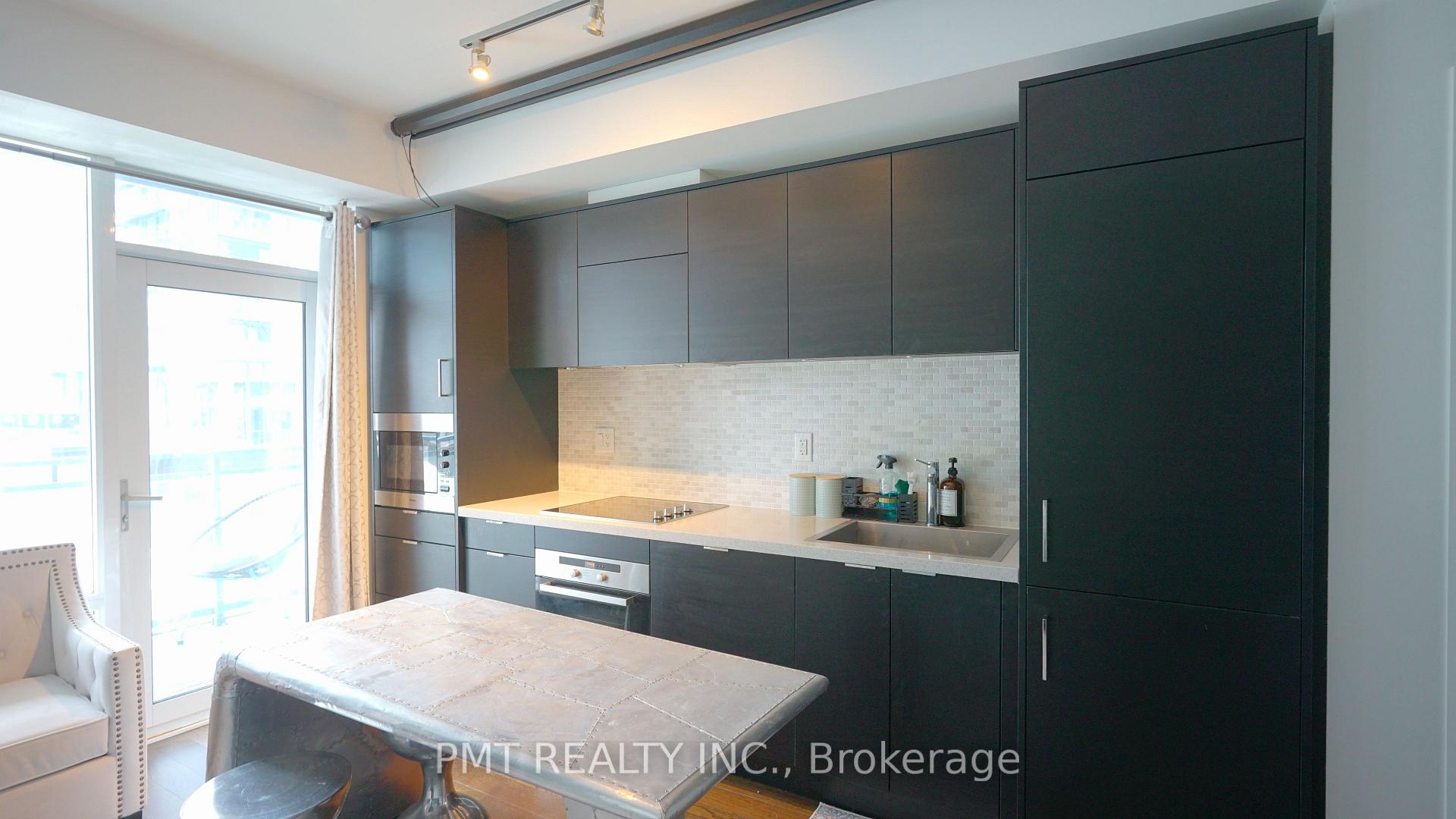 Photo 8 of Unit 803, 21 Widmer Street, Toronto, Waterfront Communities — HOMEH