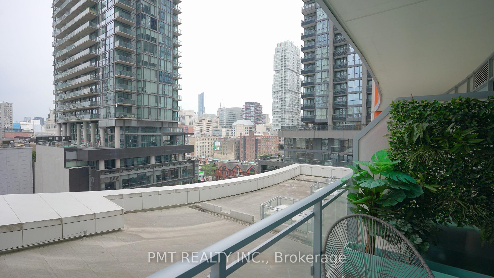 Photo 11 of Unit 803, 21 Widmer Street, Toronto, Waterfront Communities — HOMEH