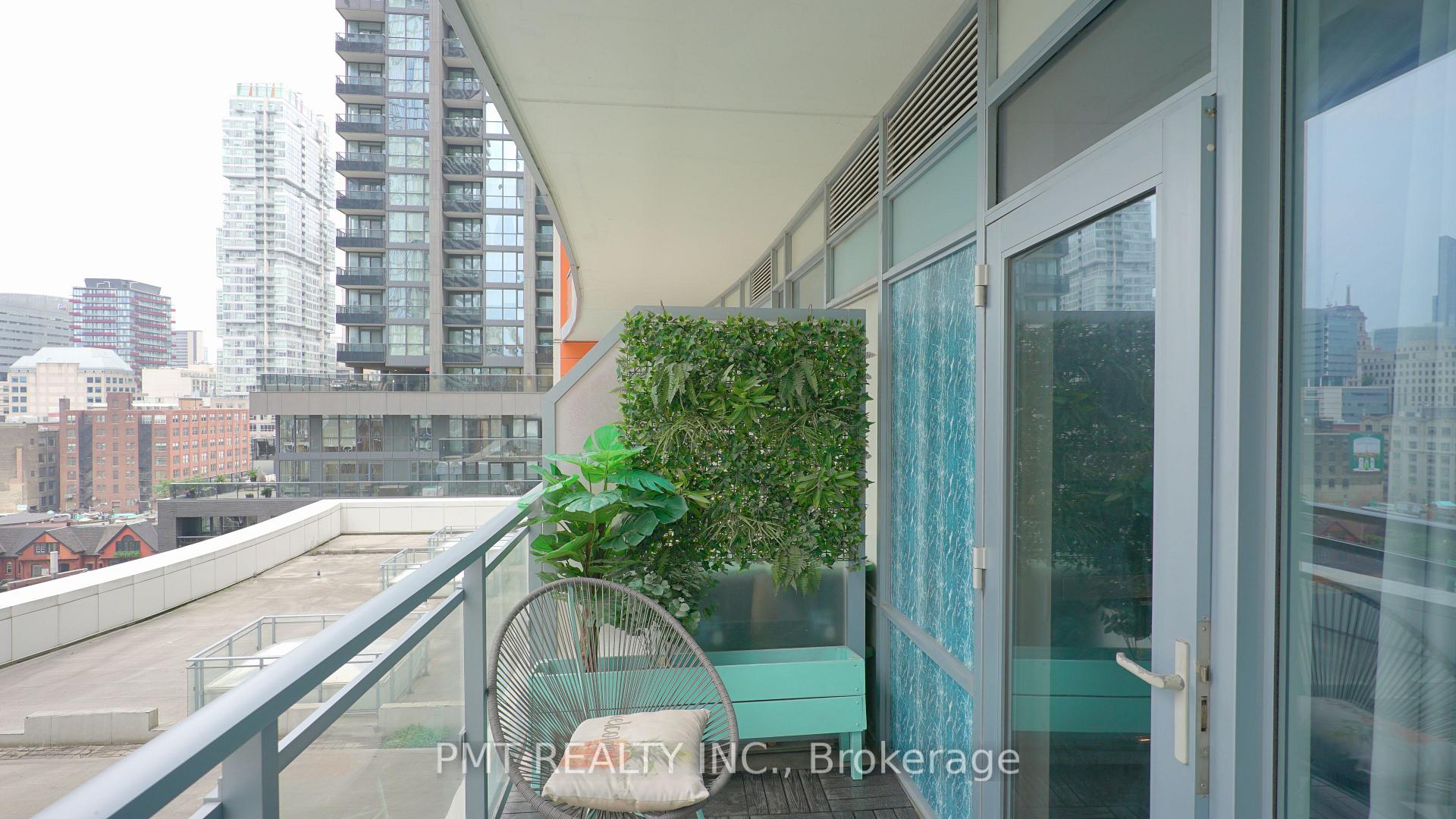 Photo 12 of Unit 803, 21 Widmer Street, Toronto, Waterfront Communities — HOMEH