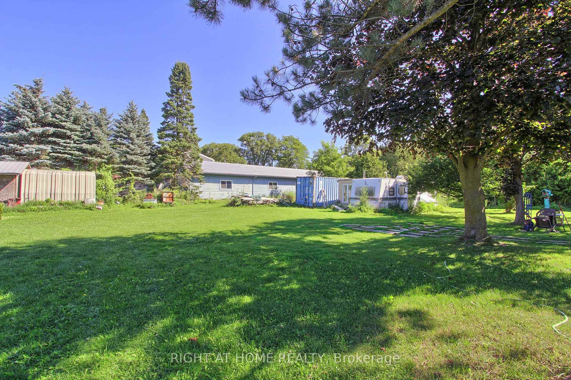 Photo 15 of 1384 Graham Side Road, King, Rural King — HOMEH