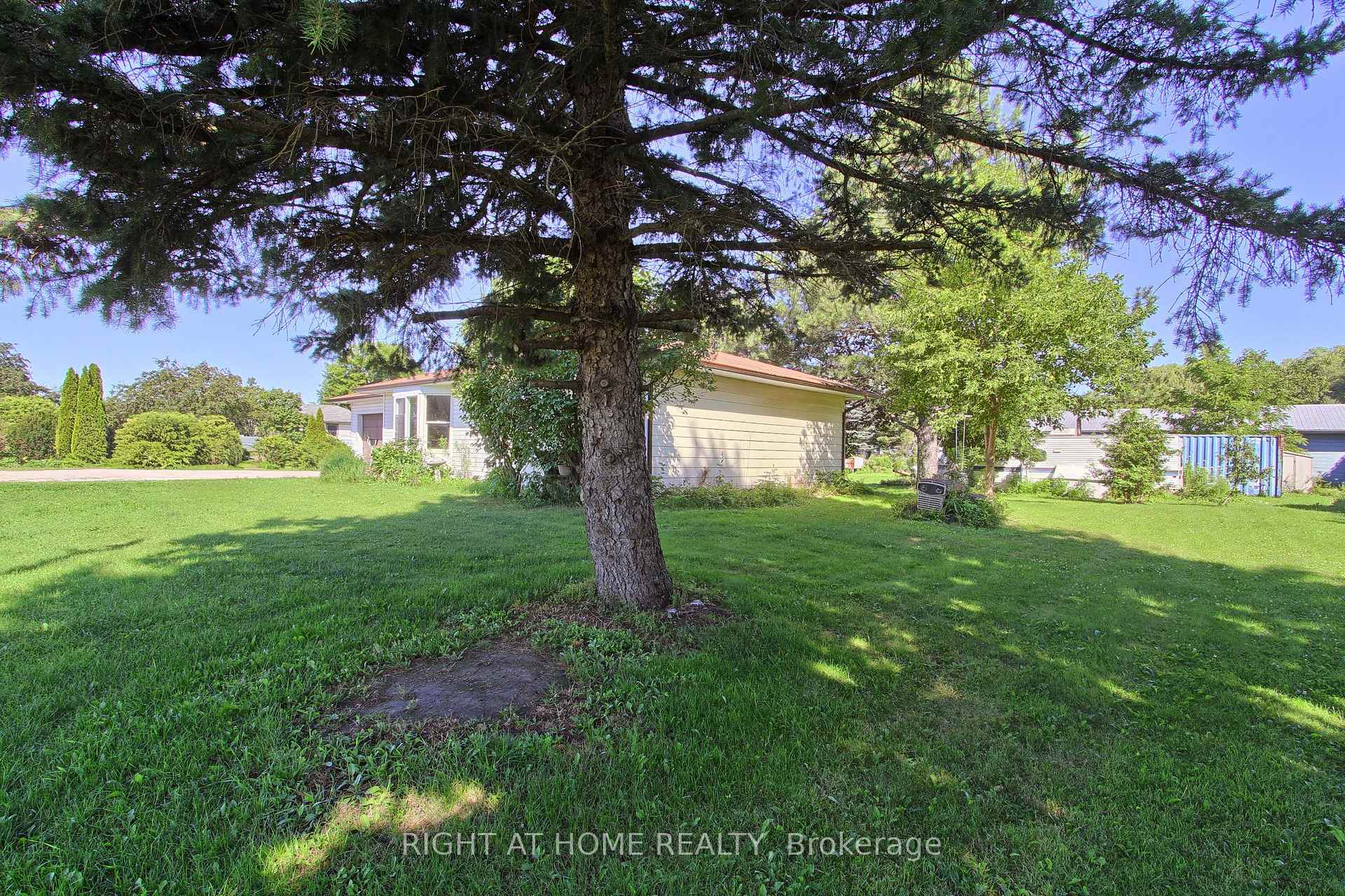 Photo 19 of 1384 Graham Side Road, King, Rural King — HOMEH