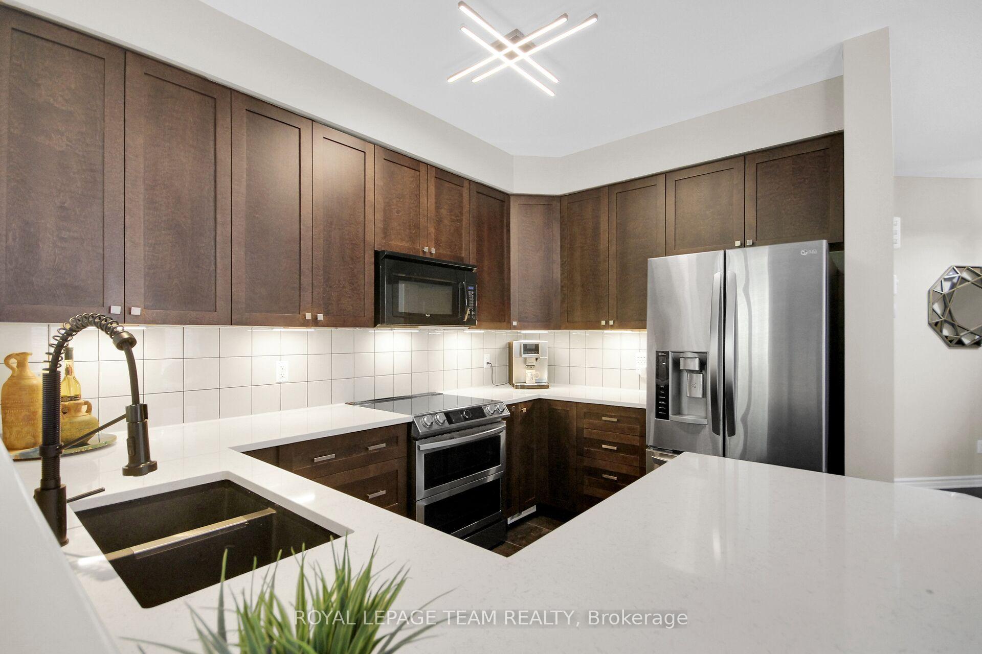 Photo 19 of 436 Stalwart Crescent, Ottawa, Blossom Park/Kemp Park/Findlay Creek — HOMEH