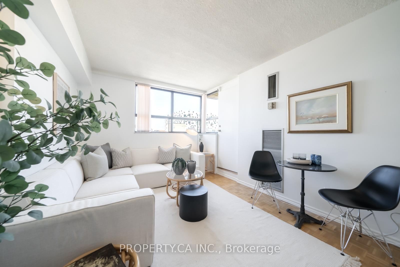 Photo 1 of Unit 914, 80 St Patrick Street, Toronto, Kensington-Chinatown — HOMEH