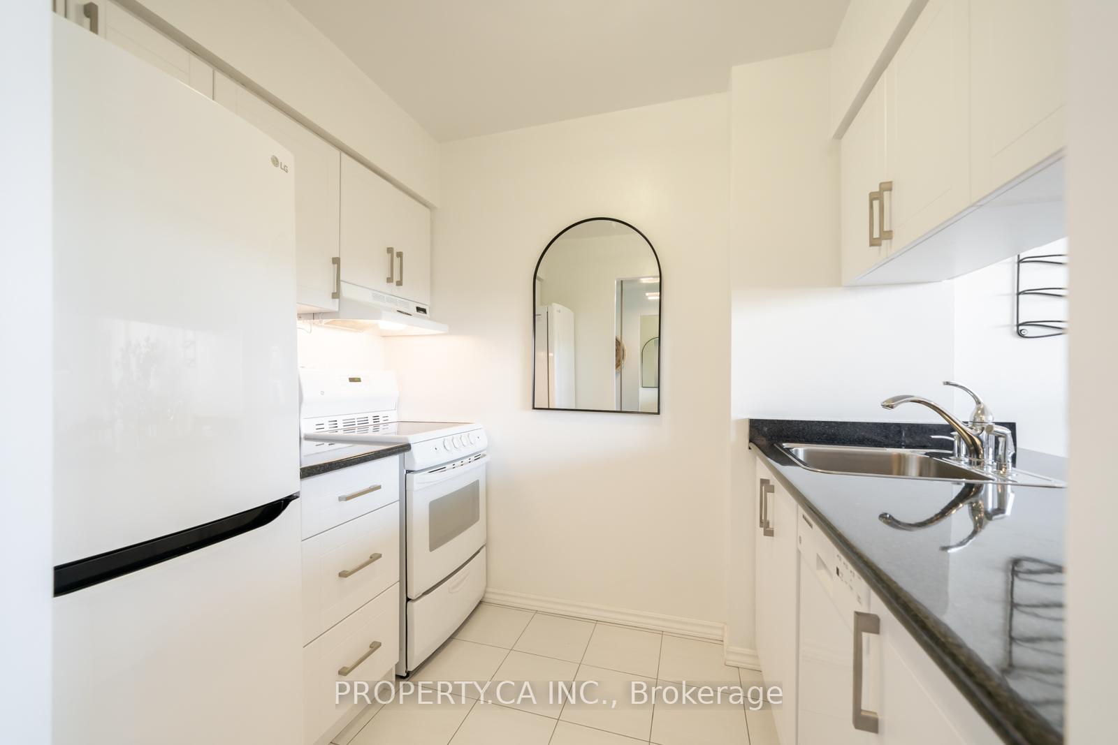 Photo 16 of Unit 914, 80 St Patrick Street, Toronto, Kensington-Chinatown — HOMEH