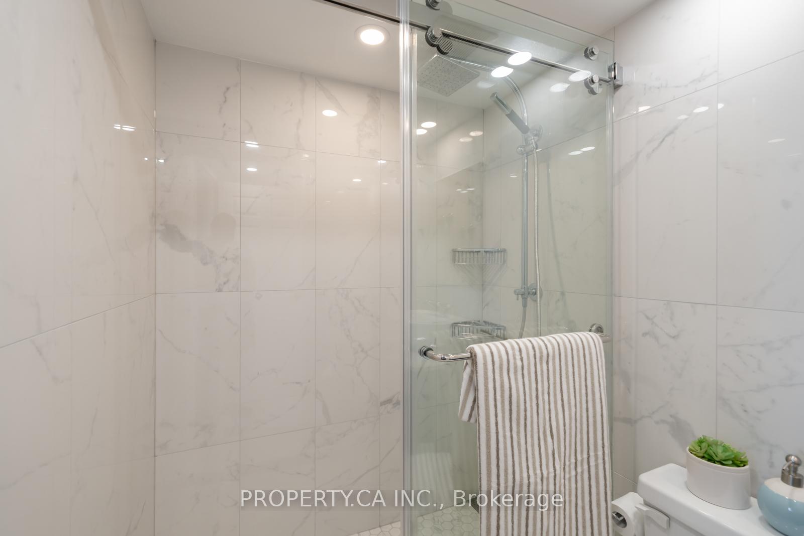 Photo 22 of Unit 914, 80 St Patrick Street, Toronto, Kensington-Chinatown — HOMEH