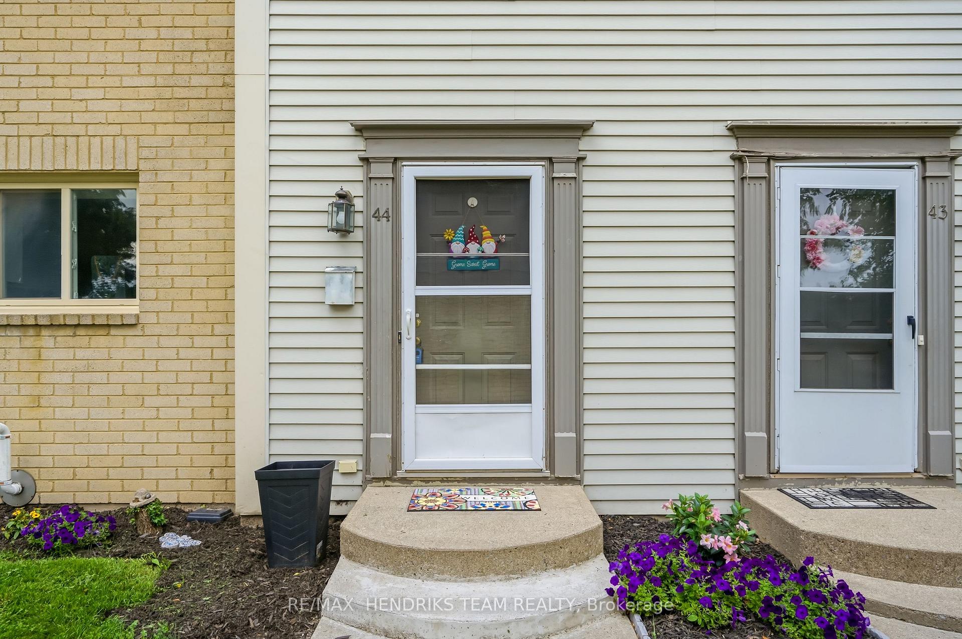 Photo 4 of Unit 44, 65 Dorchester Boulevard, St. Catharines, Carlton/Bunting — HOMEH