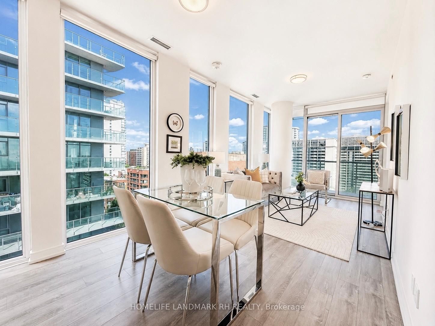 Photo 4 of Unit 1004, 28 Wellesley Street E, Toronto, Church-Yonge Corridor — HOMEH