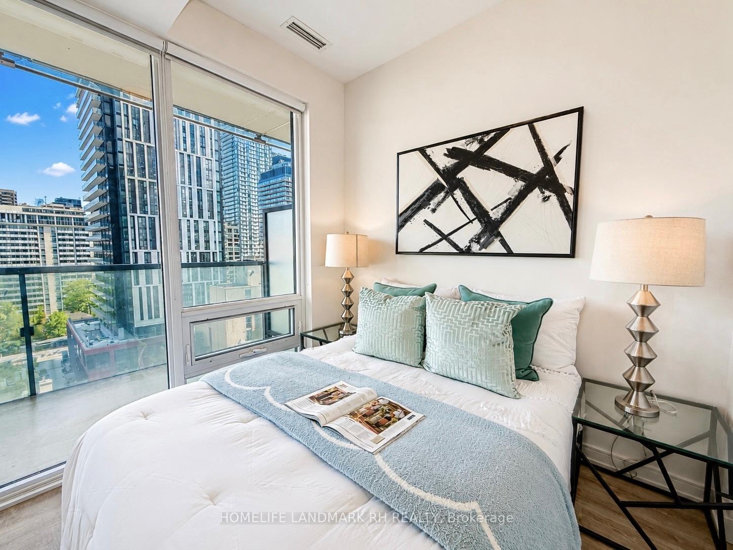 Photo 13 of Unit 1004, 28 Wellesley Street E, Toronto, Church-Yonge Corridor — HOMEH