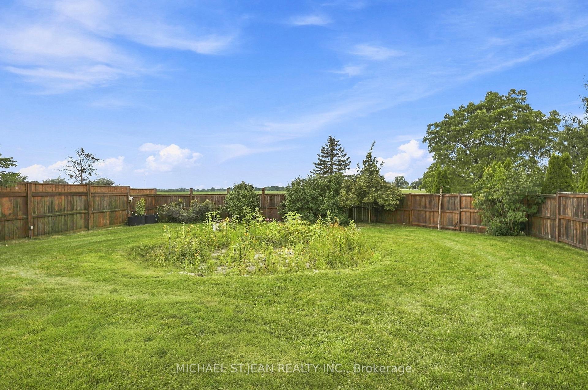 Photo 50 of 30 Leslie Street, Haldimand — HOMEH