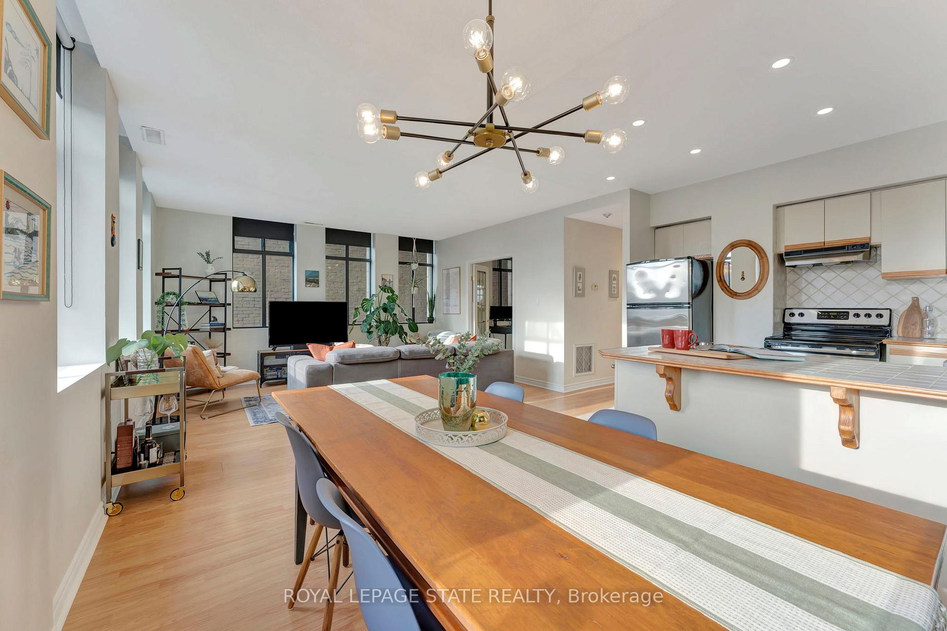 Photo 27 of Unit 701, 36 James Street S, Hamilton, Central — HOMEH