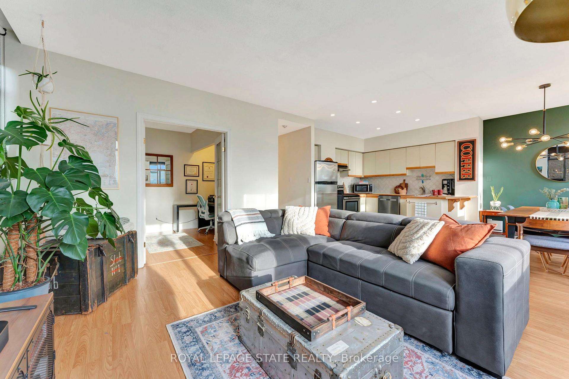 Photo 32 of Unit 701, 36 James Street S, Hamilton, Central — HOMEH