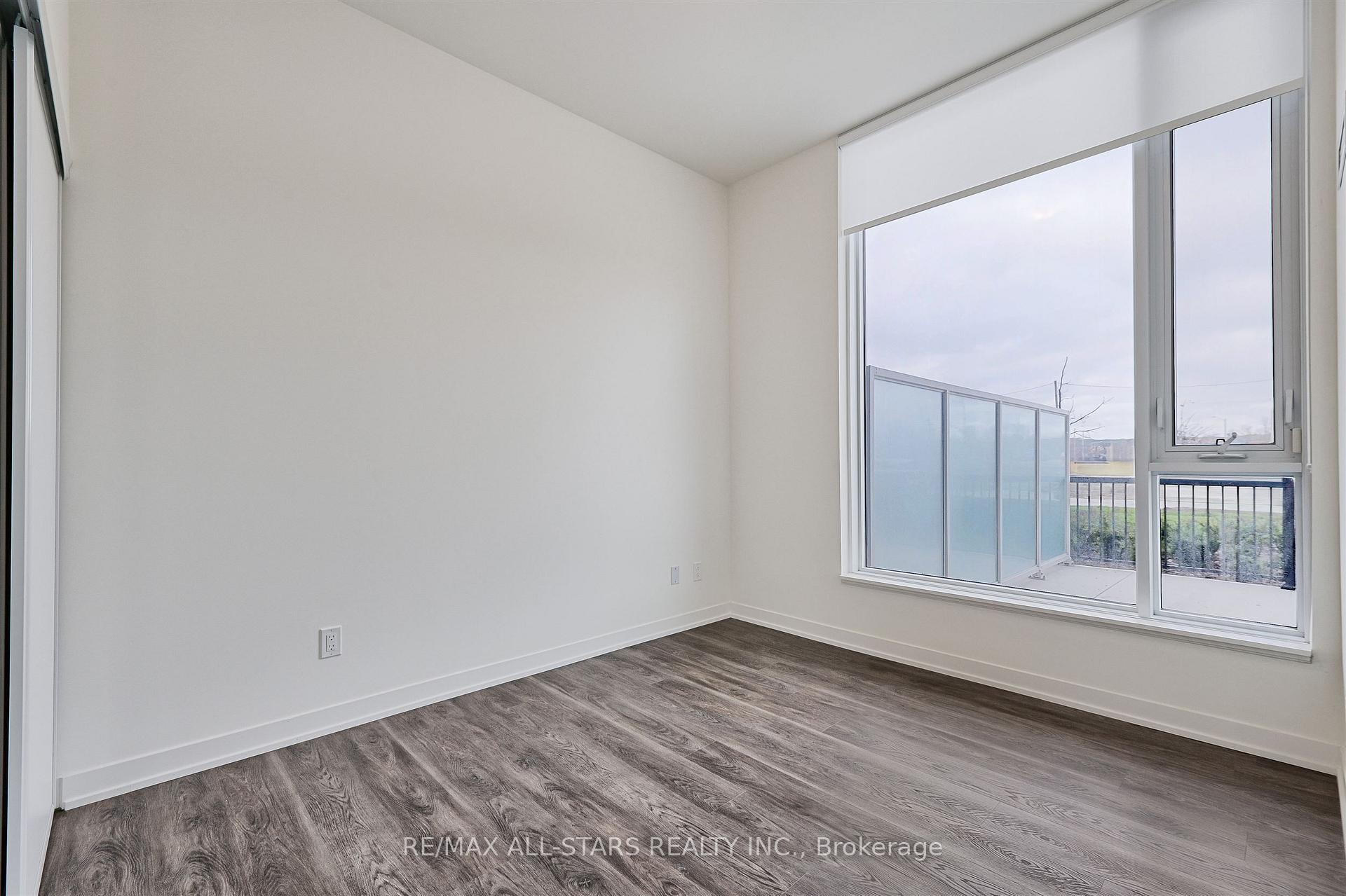 Photo 28 of Unit 124, 2 David Eyer Road, Richmond Hill, Rural Richmond Hill — HOMEH