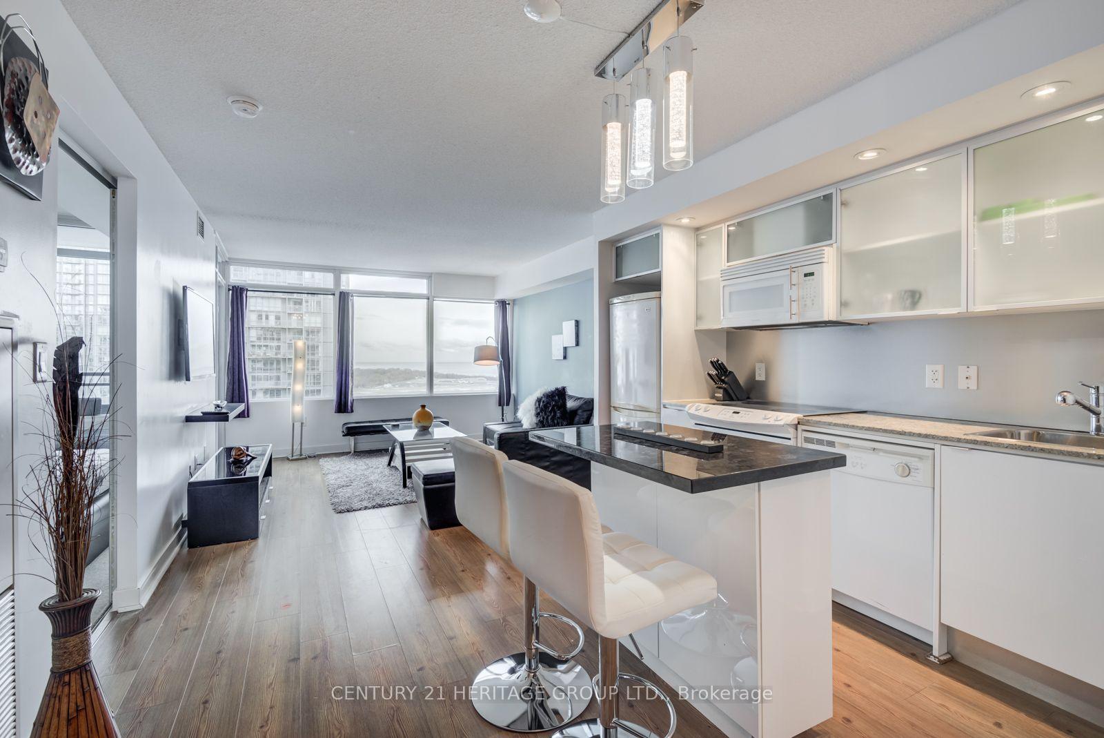 Photo 3 of Unit 2908, 25 Telegram Mews, Toronto, Waterfront Communities — HOMEH