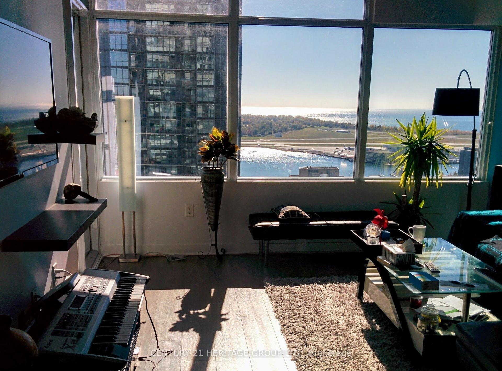 Photo 4 of Unit 2908, 25 Telegram Mews, Toronto, Waterfront Communities — HOMEH