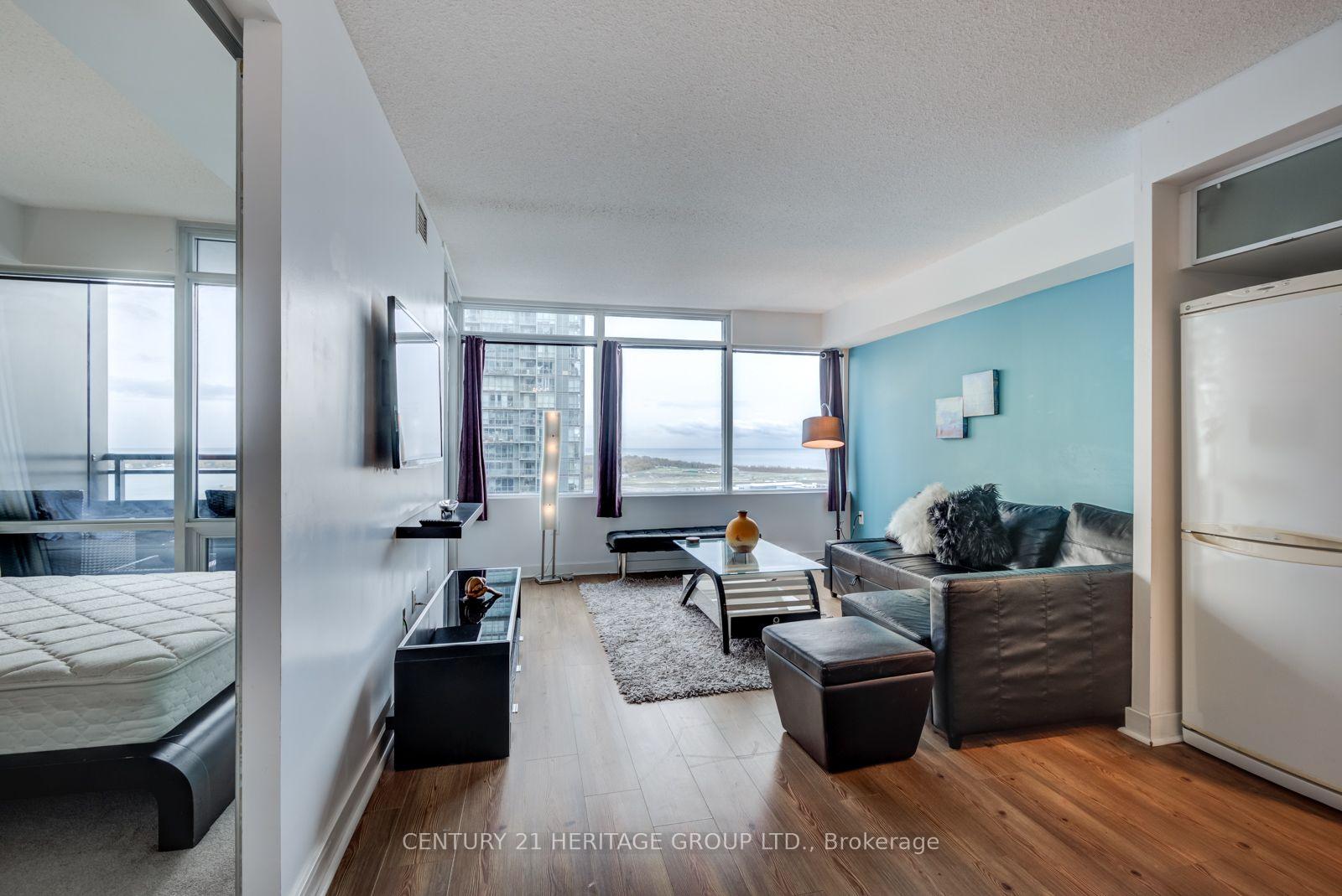 Photo 7 of Unit 2908, 25 Telegram Mews, Toronto, Waterfront Communities — HOMEH