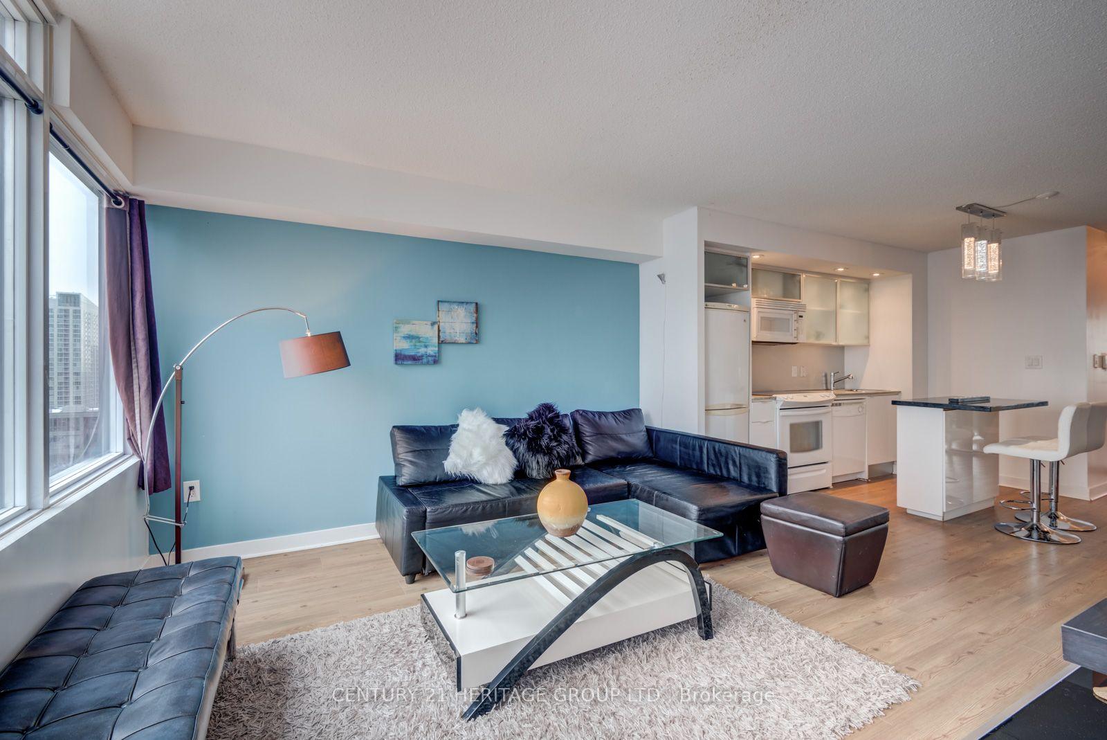 Photo 8 of Unit 2908, 25 Telegram Mews, Toronto, Waterfront Communities — HOMEH