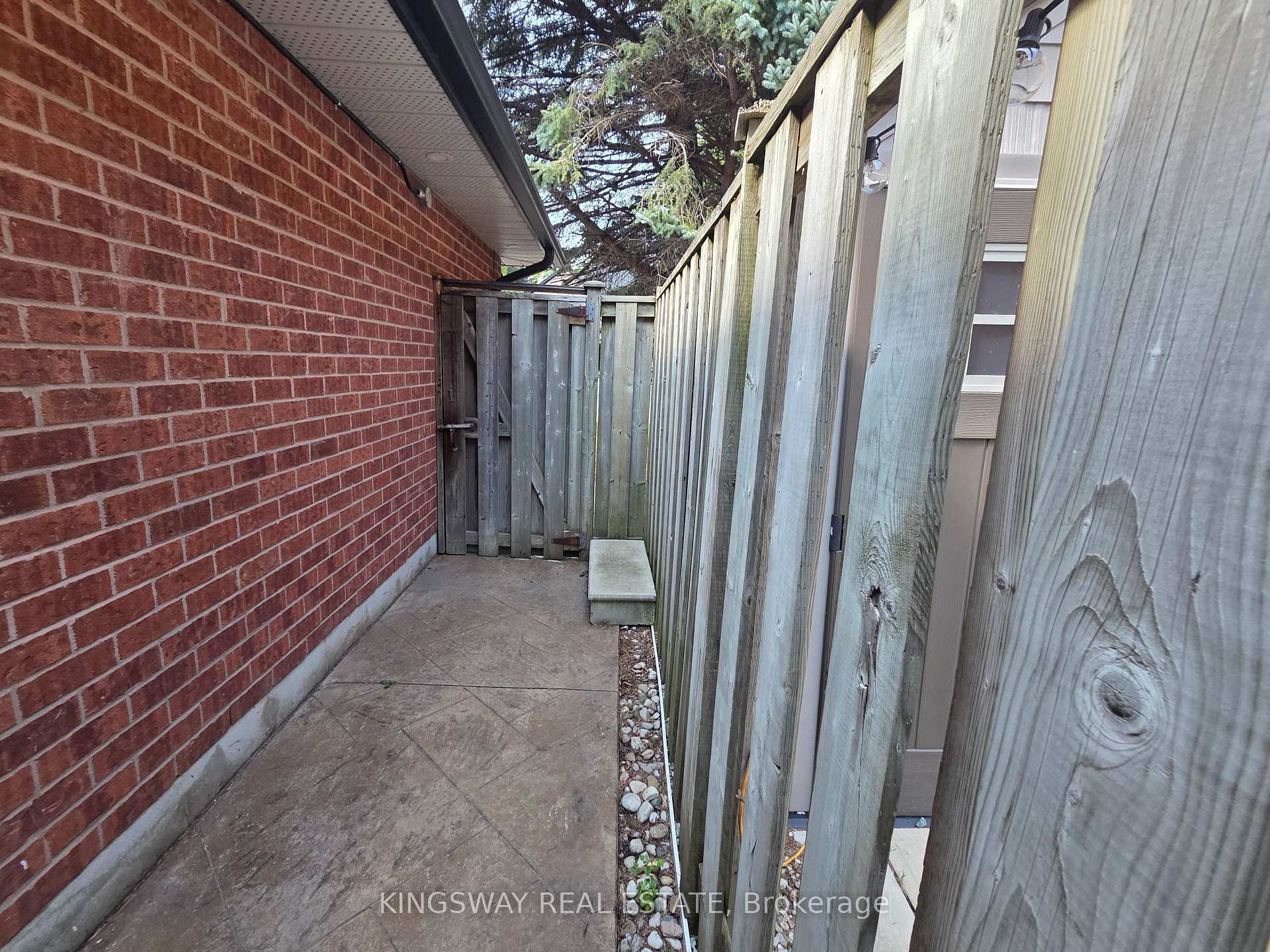 Front of Unit Basement Apt, 1756 Bridewell Court