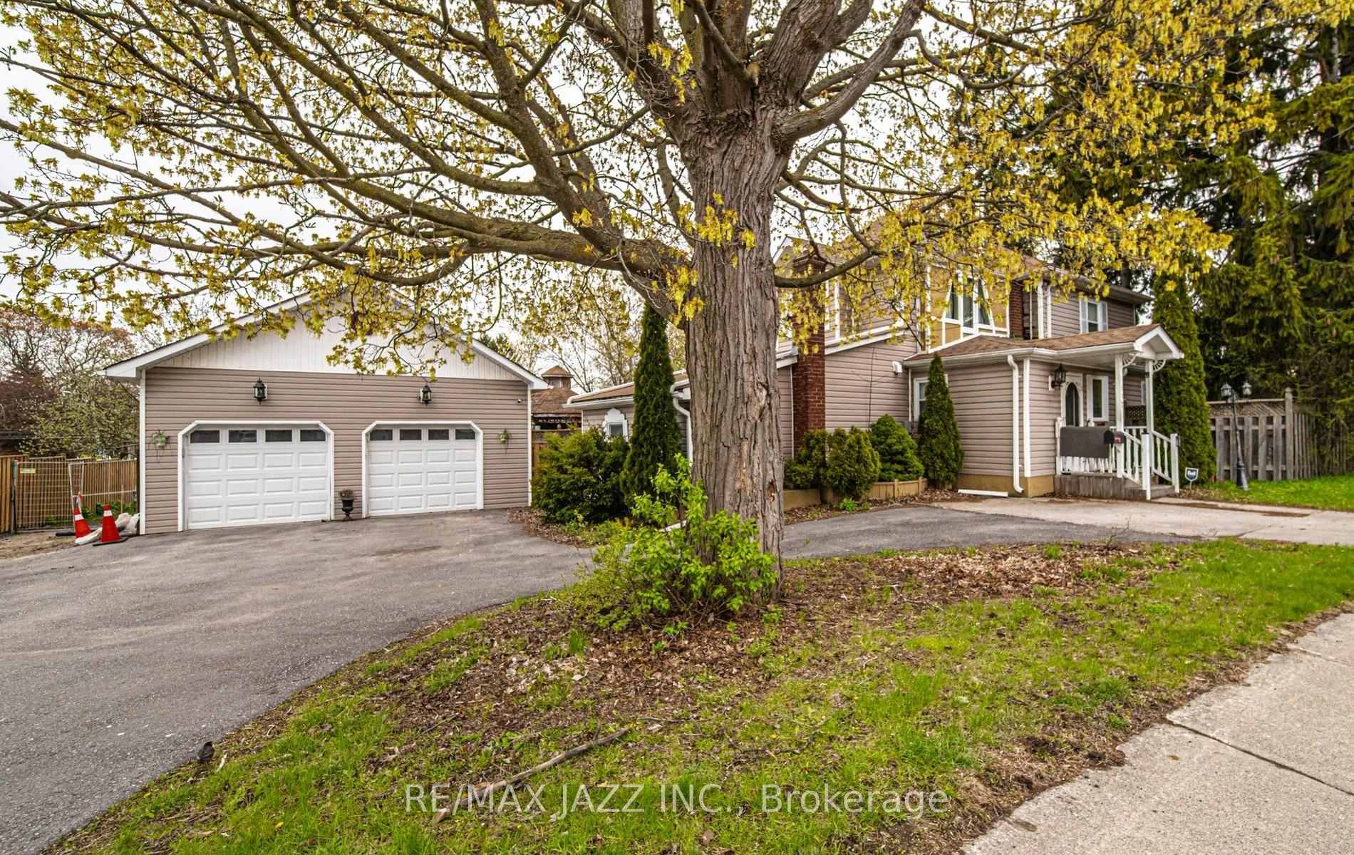 Photo of 112 Hope Street N