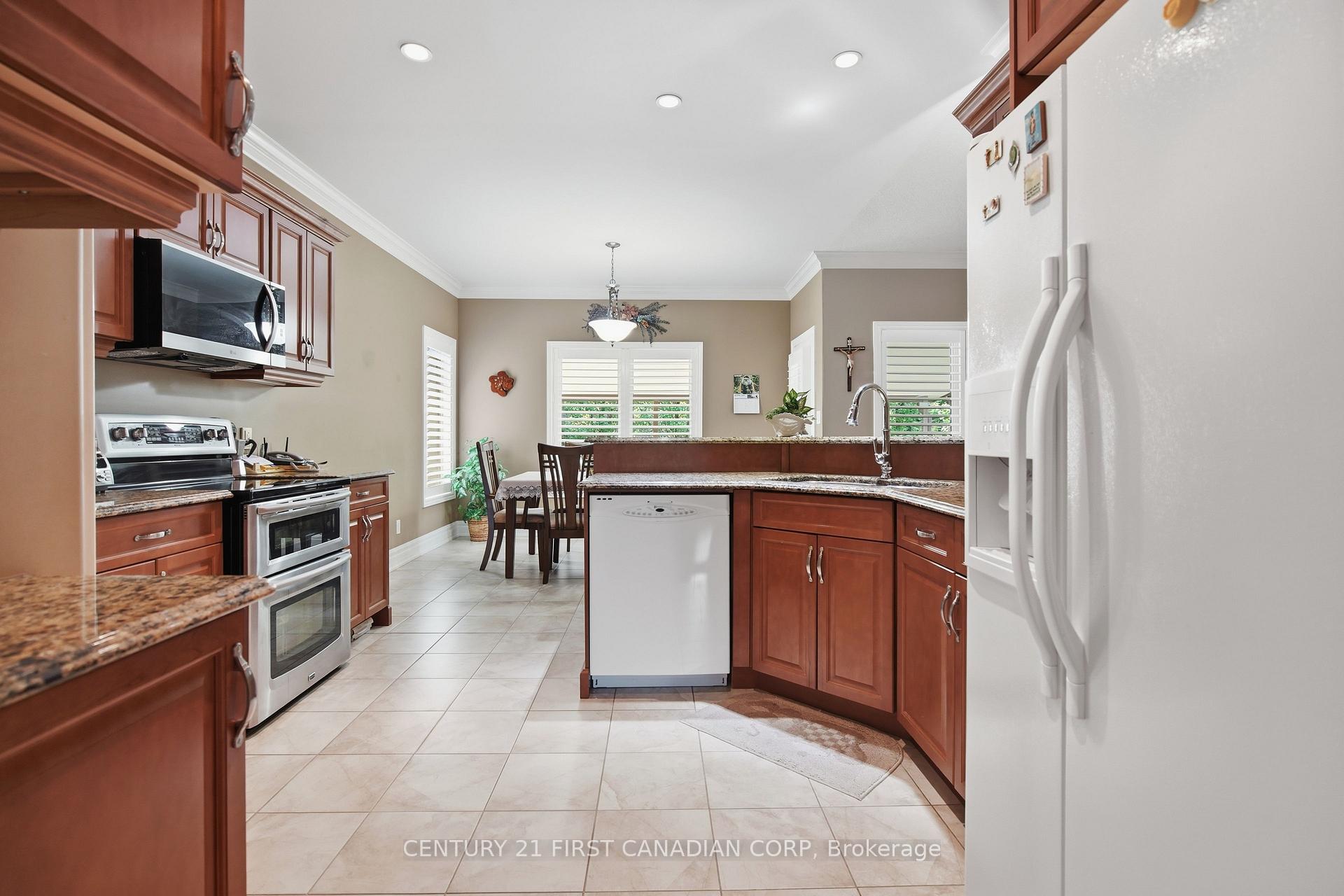 Photo 25 of 2285 Lilac Avenue, London, South K — HOMEH