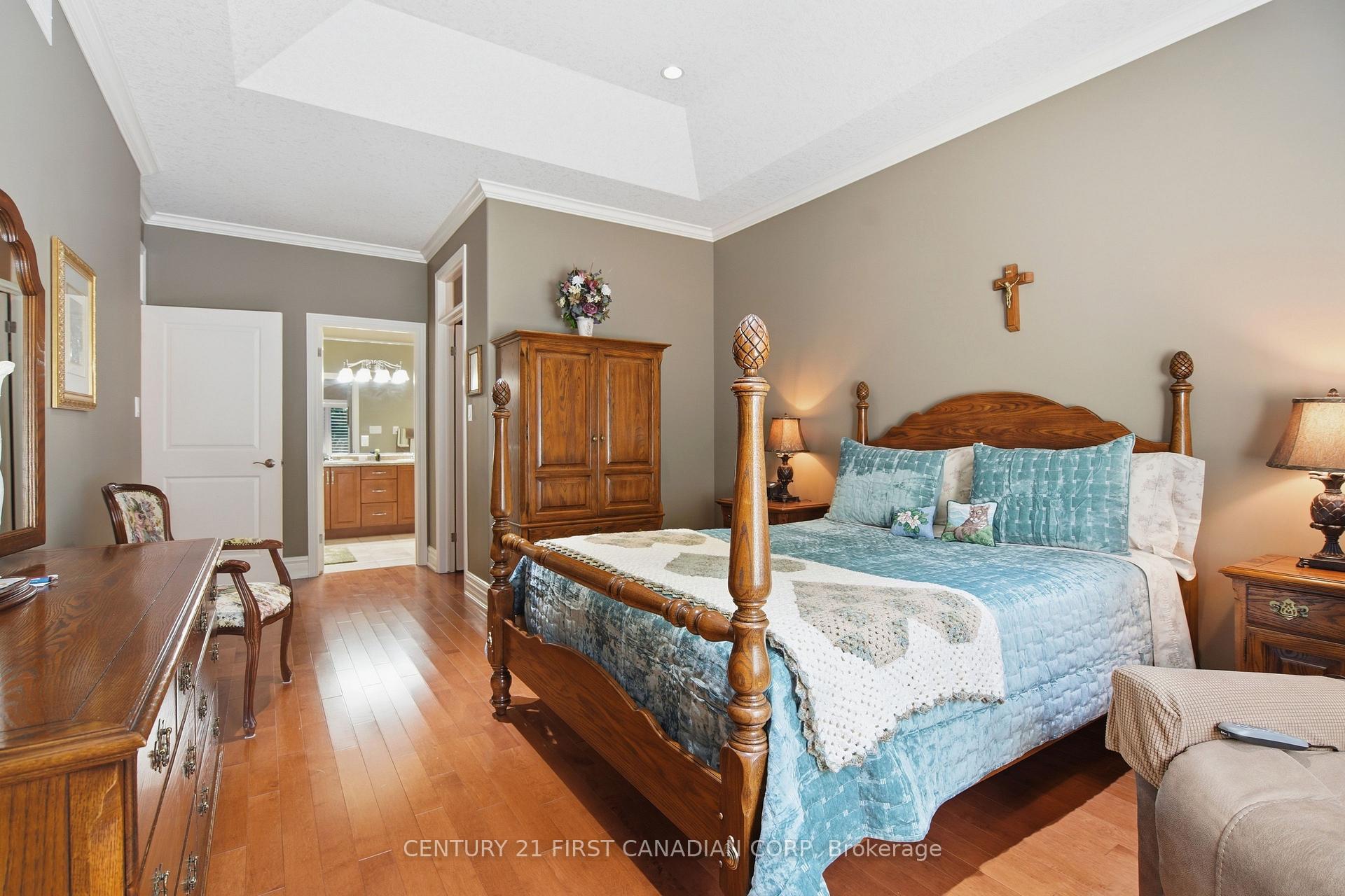 Photo 29 of 2285 Lilac Avenue, London, South K — HOMEH